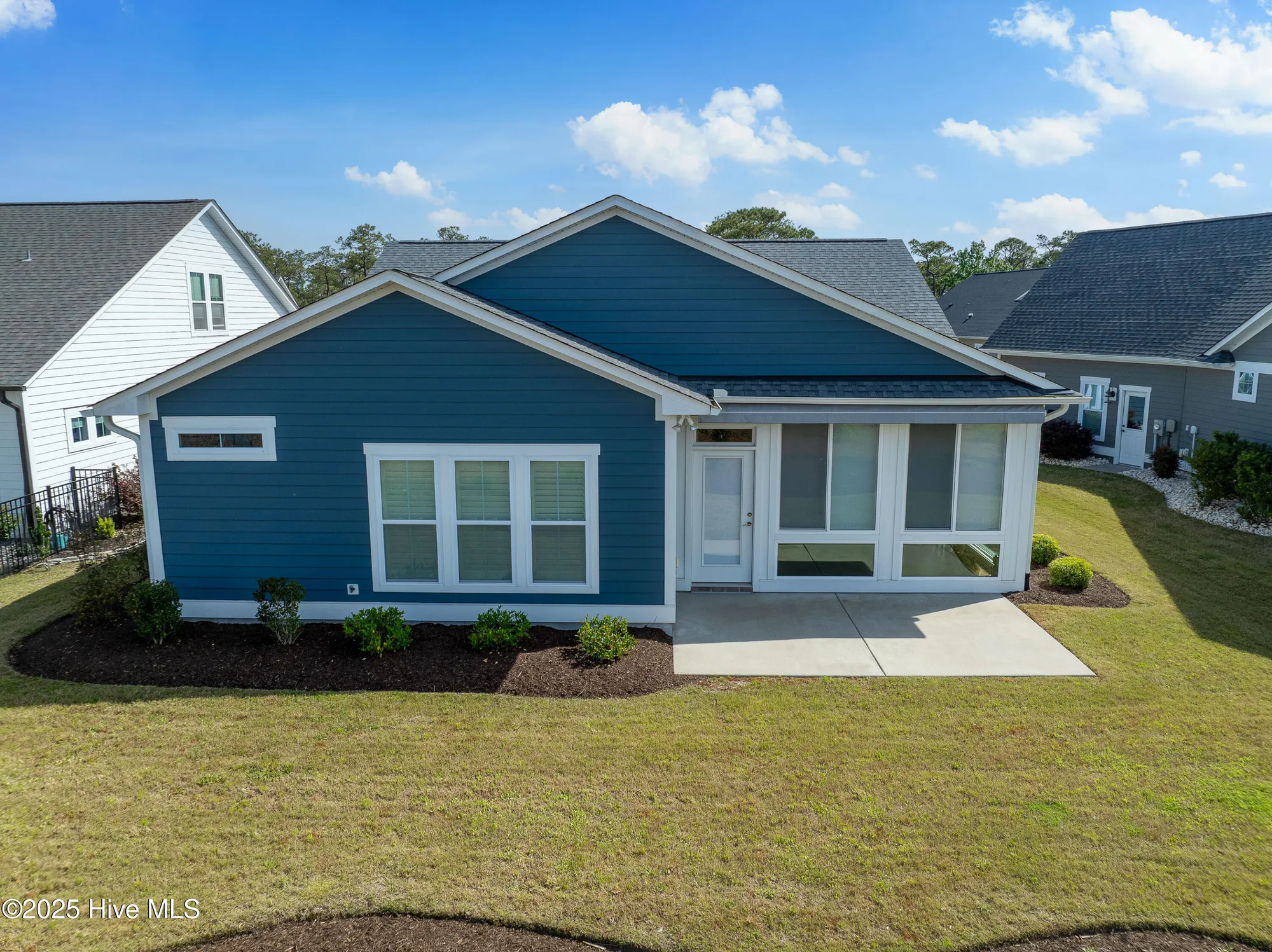 Property Slideshow image 31 of 37 | 3680 battery ln, Southport, NC, 28461