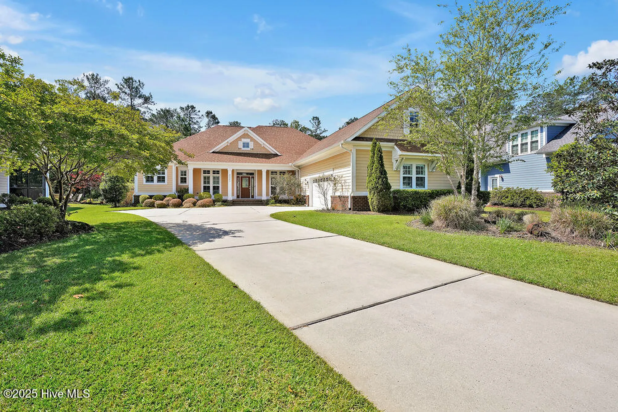Property Slideshow image 2 of 86 | 2021 colony pines dr, Leland, NC, 28451