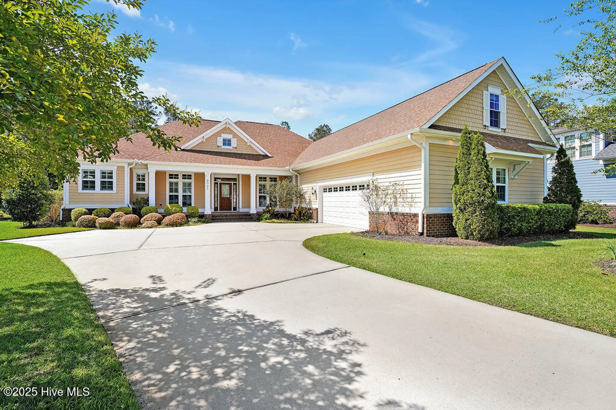 Property Slideshow image 3 of 86 | 2021 colony pines dr, Leland, NC, 28451