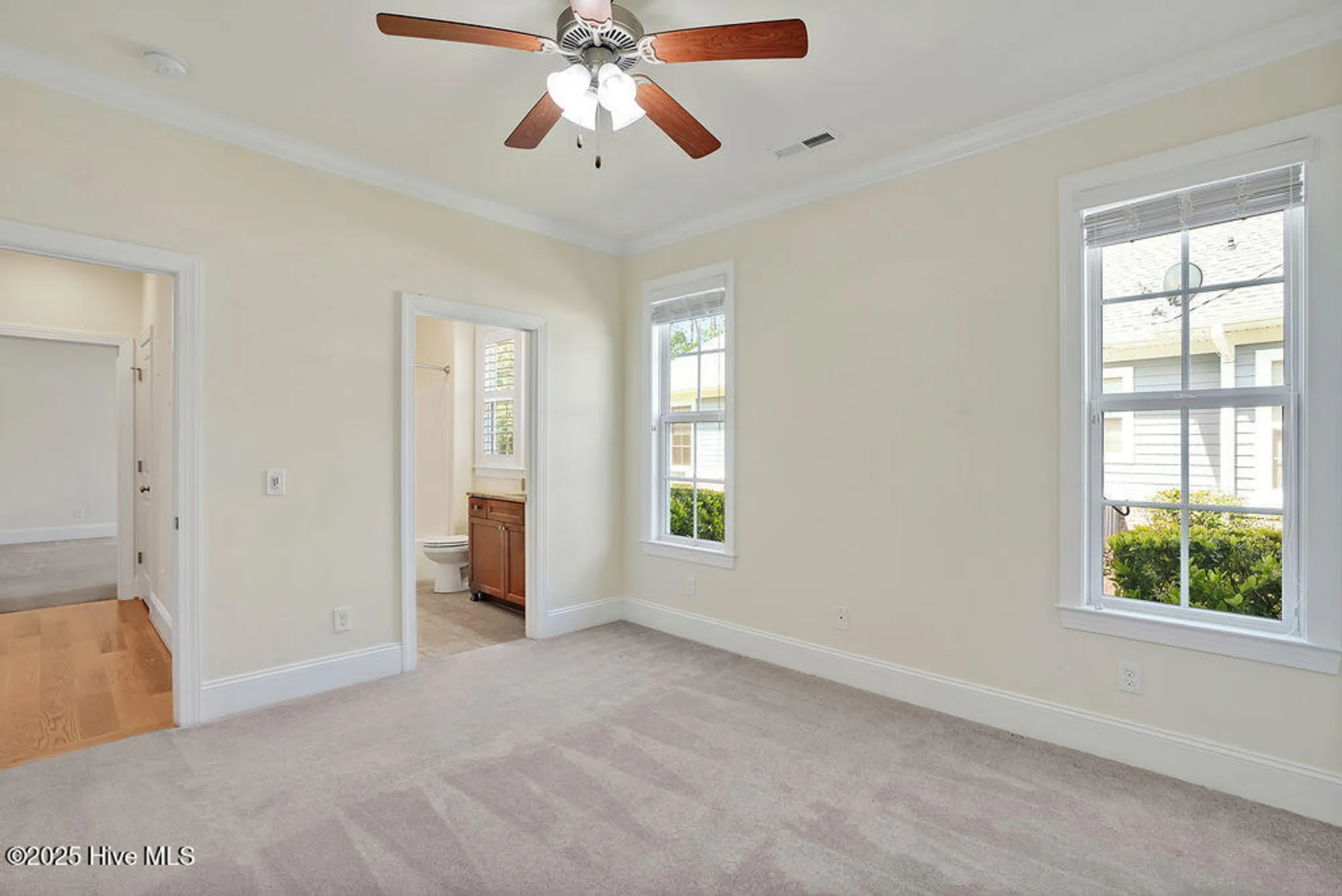 Property Slideshow image 32 of 86 | 2021 colony pines dr, Leland, NC, 28451