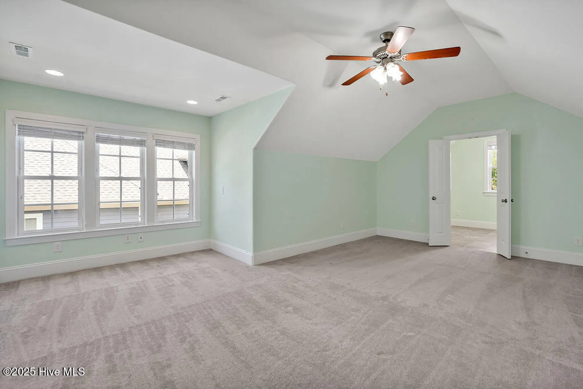 Property Slideshow image 37 of 86 | 2021 colony pines dr, Leland, NC, 28451
