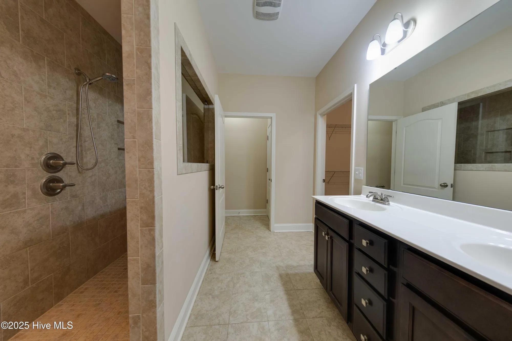 Property Slideshow image 27 of 50 | 5225 national garden trl, Winnabow, NC, 28479