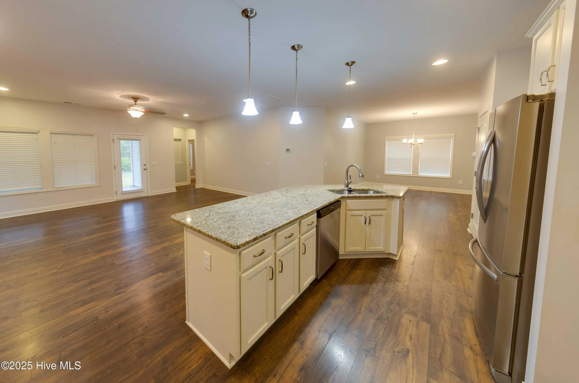 Property Slideshow image 11 of 50 | 5225 national garden trl, Winnabow, NC, 28479