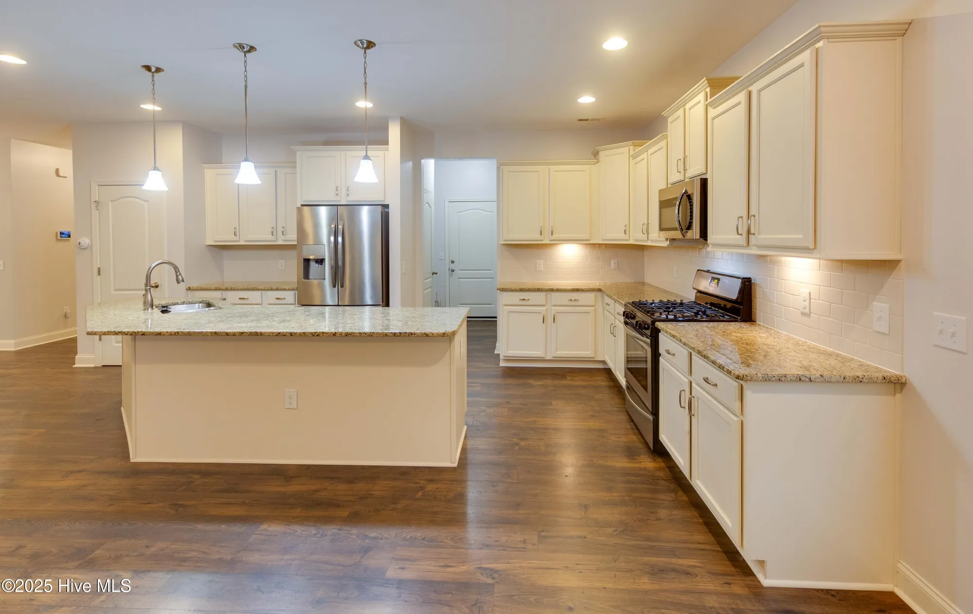 Property Slideshow image 10 of 50 | 5225 national garden trl, Winnabow, NC, 28479