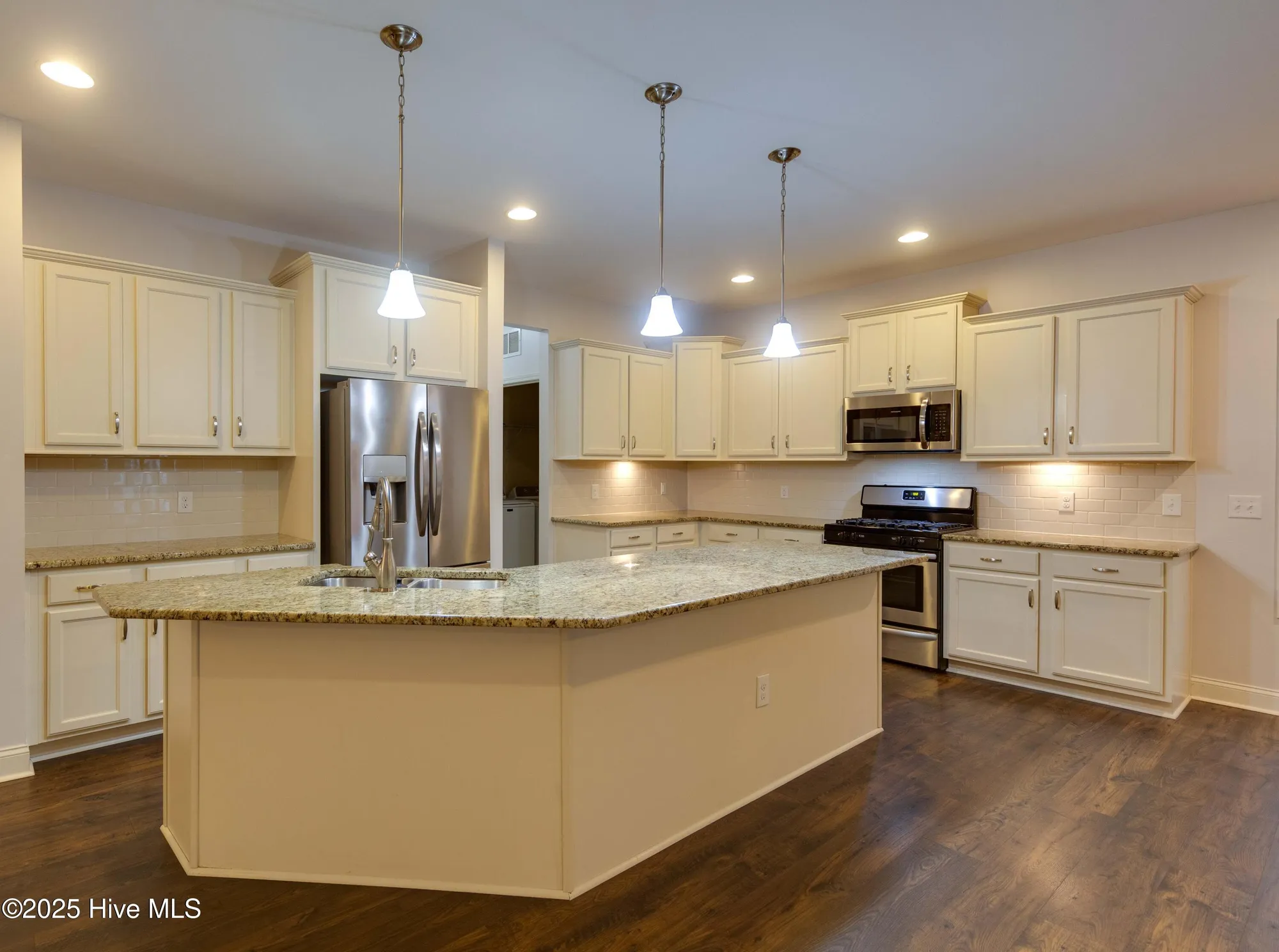 Property Slideshow image 4 of 50 | 5225 national garden trl, Winnabow, NC, 28479