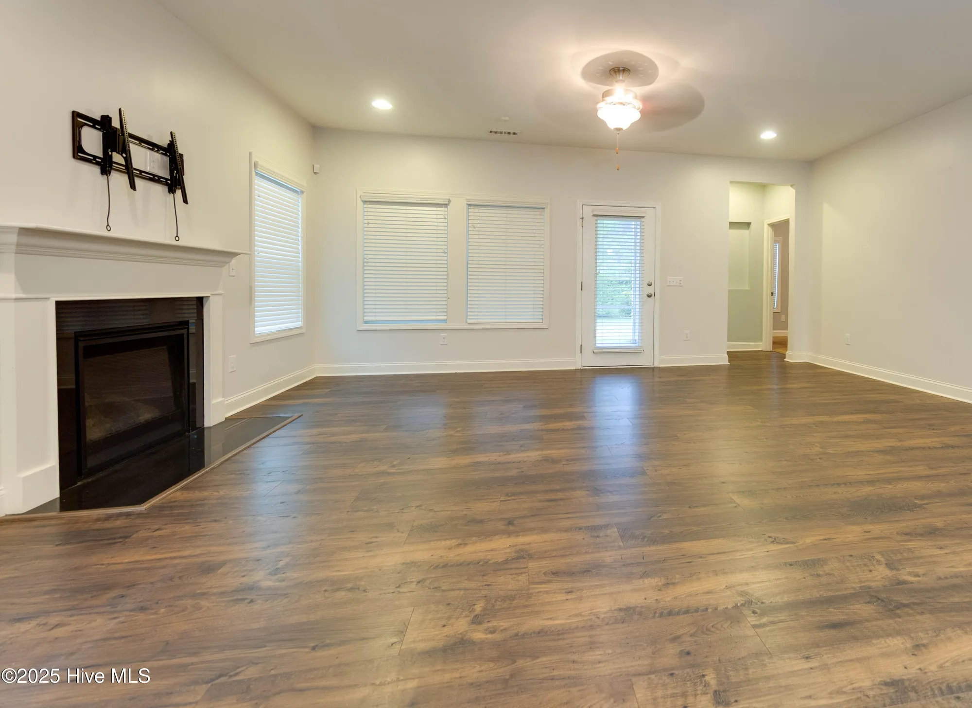 Property Slideshow image 12 of 50 | 5225 national garden trl, Winnabow, NC, 28479