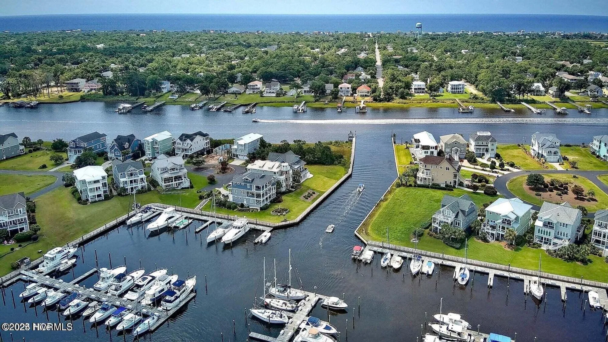 Property Slideshow image 78 of 102 | 2790 creek bridge ct, Southport, NC, 28461