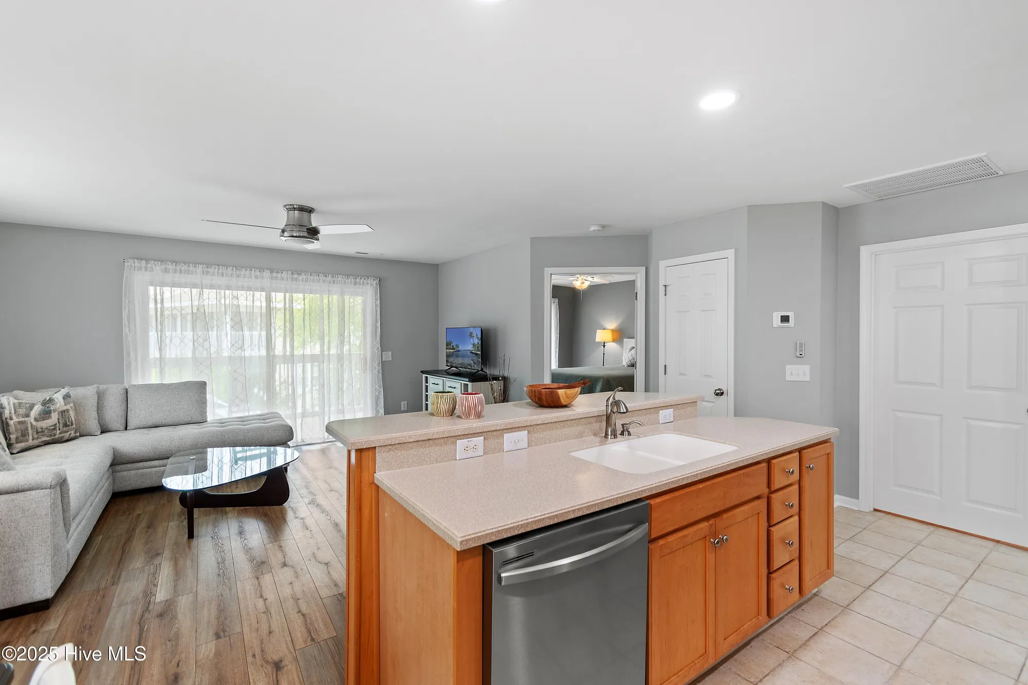 Property Slideshow image 10 of 43 | 3350 club villa dr 1605, Southport, NC, 28461