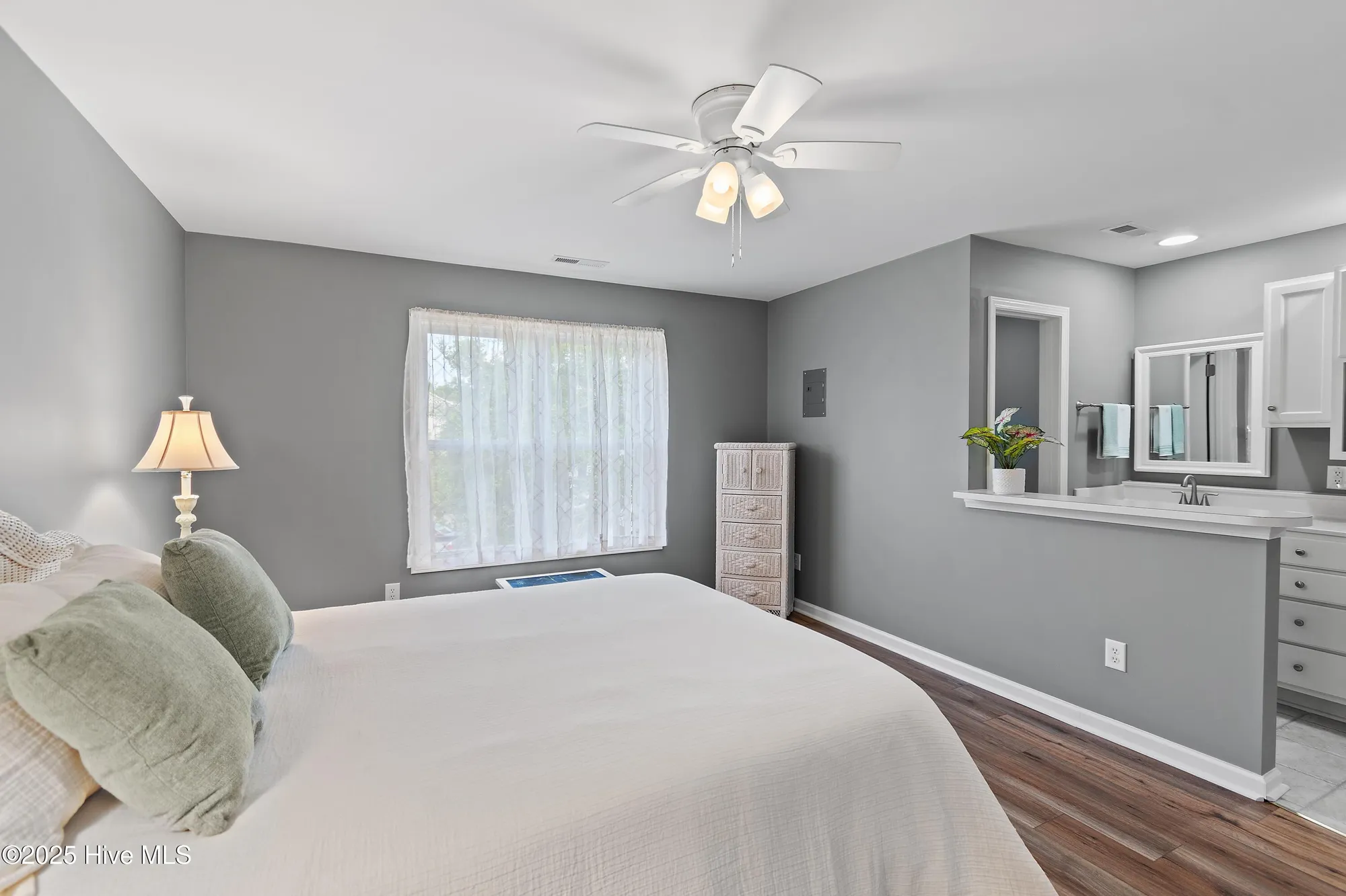 Property Slideshow image 22 of 43 | 3350 club villa dr 1605, Southport, NC, 28461