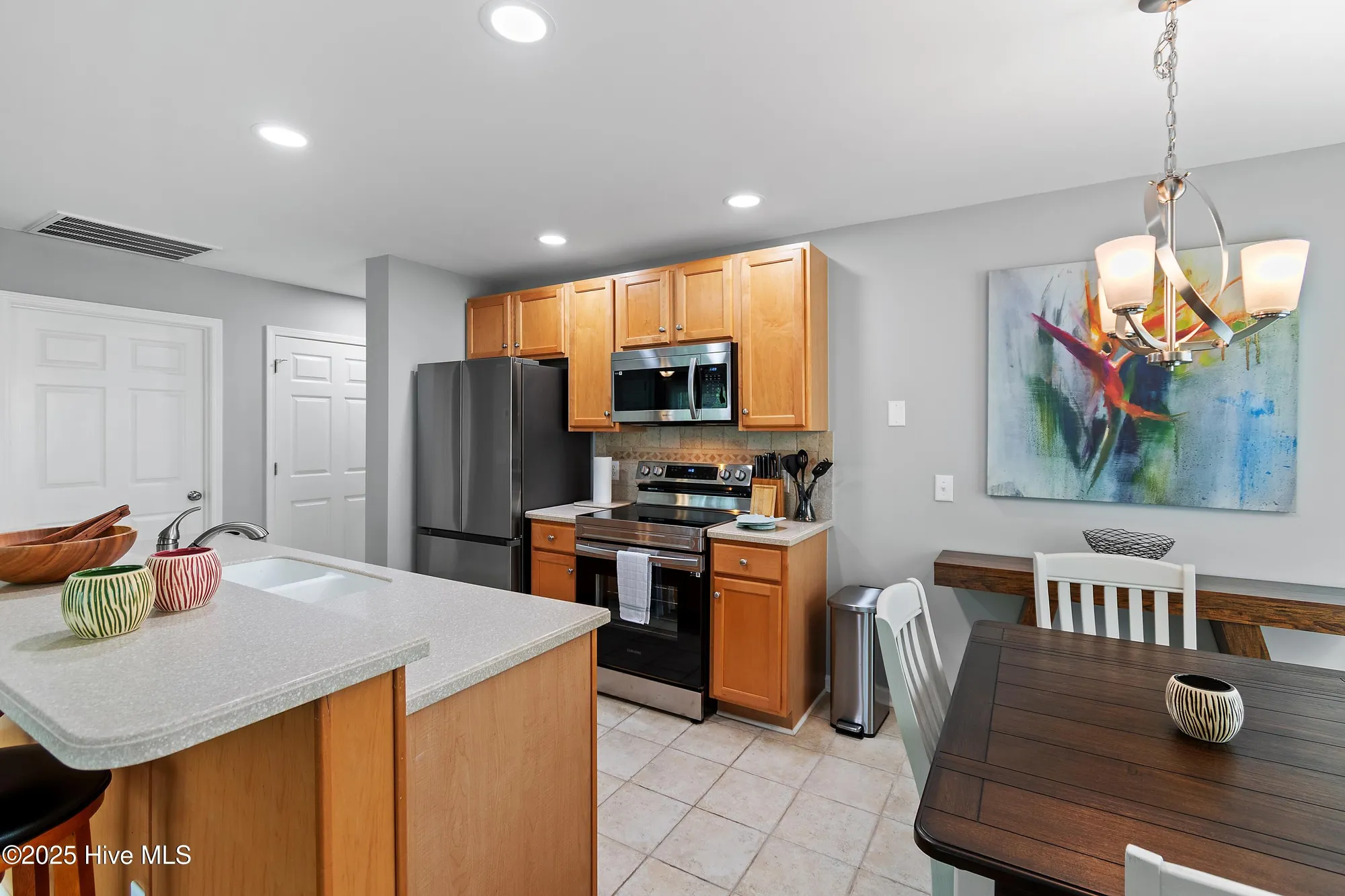 Property Slideshow image 12 of 43 | 3350 club villa dr 1605, Southport, NC, 28461