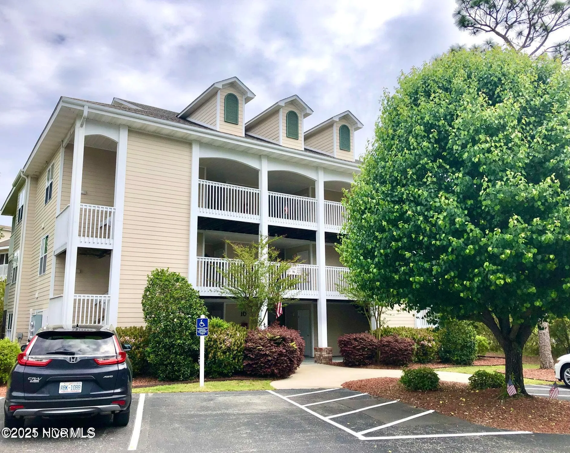 Property Slideshow image 43 of 43 | 3350 club villa dr 1605, Southport, NC, 28461