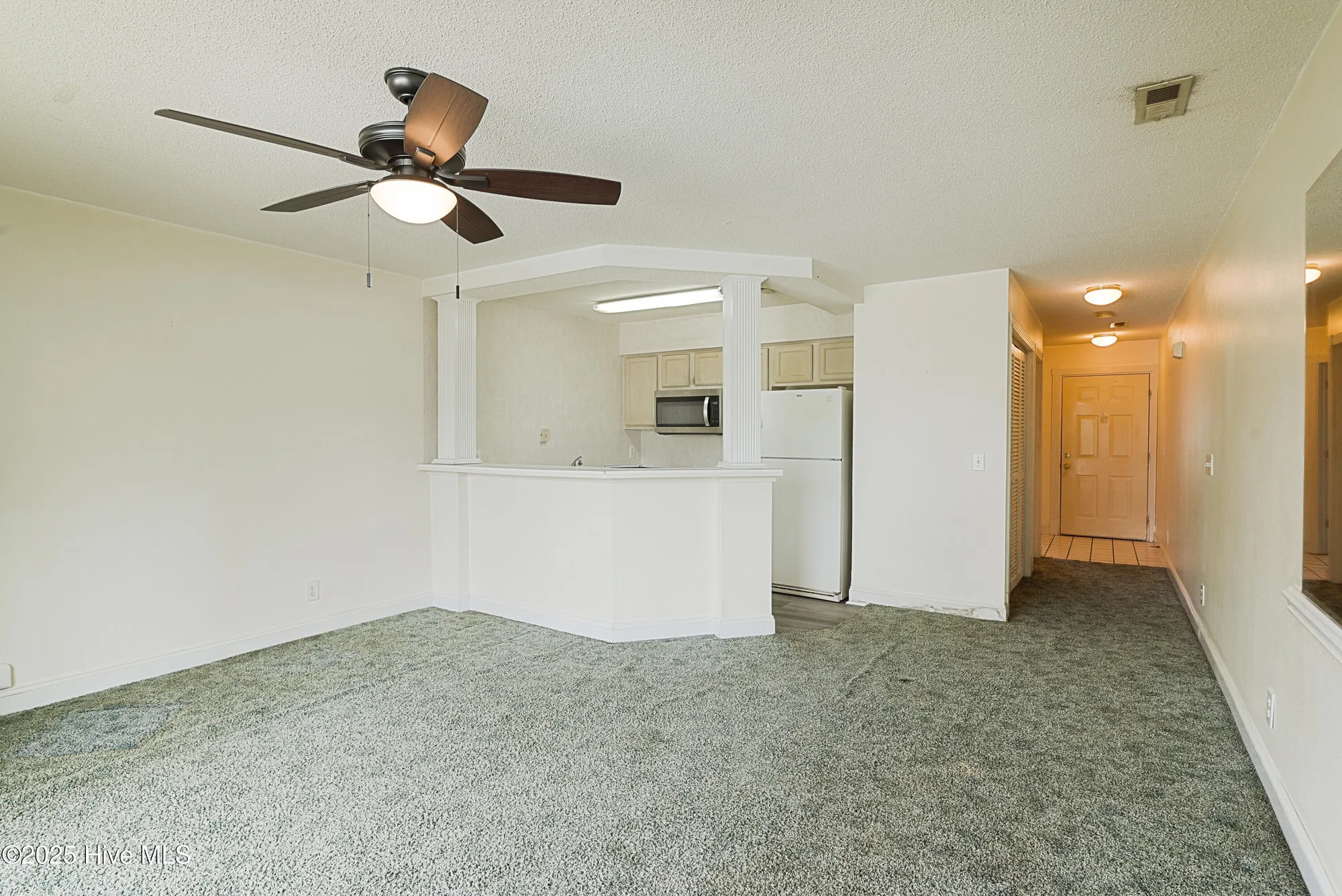 Property Slideshow image 12 of 29 | 330 s middleton dr 306, Calabash, NC, 28467