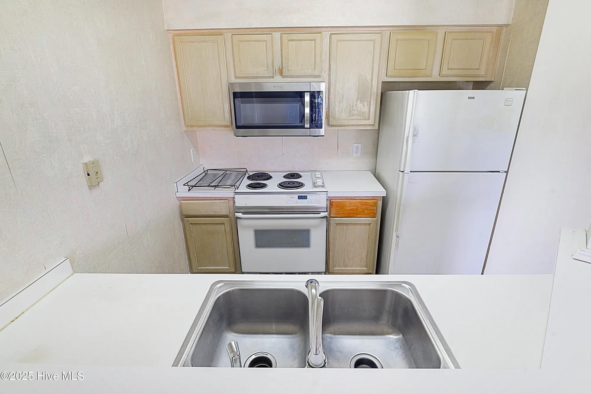 Property Slideshow image 14 of 29 | 330 s middleton dr 306, Calabash, NC, 28467