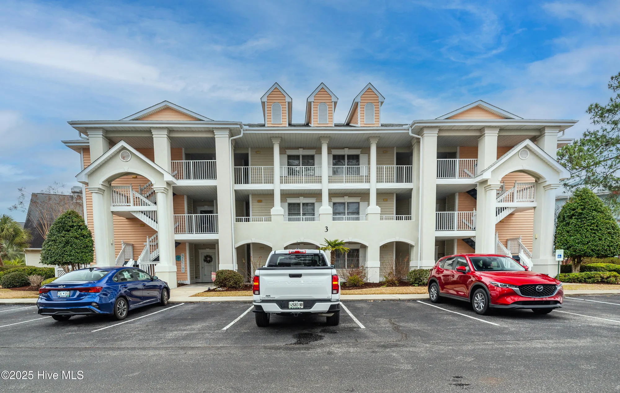 Property Slideshow image 1 of 29 | 330 s middleton dr 306, Calabash, NC, 28467