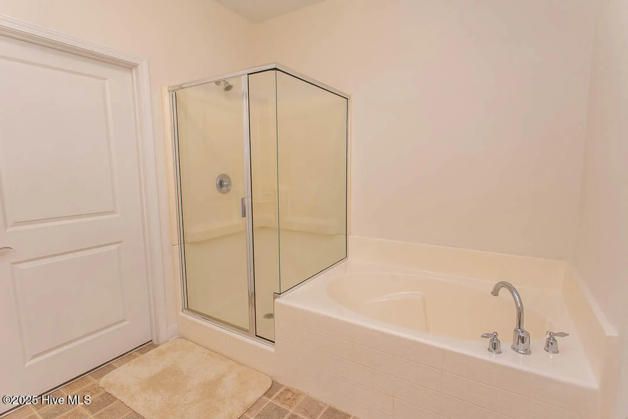 Property Slideshow image 14 of 30 | 395 s crow creek dr 1401, Calabash, NC, 28467