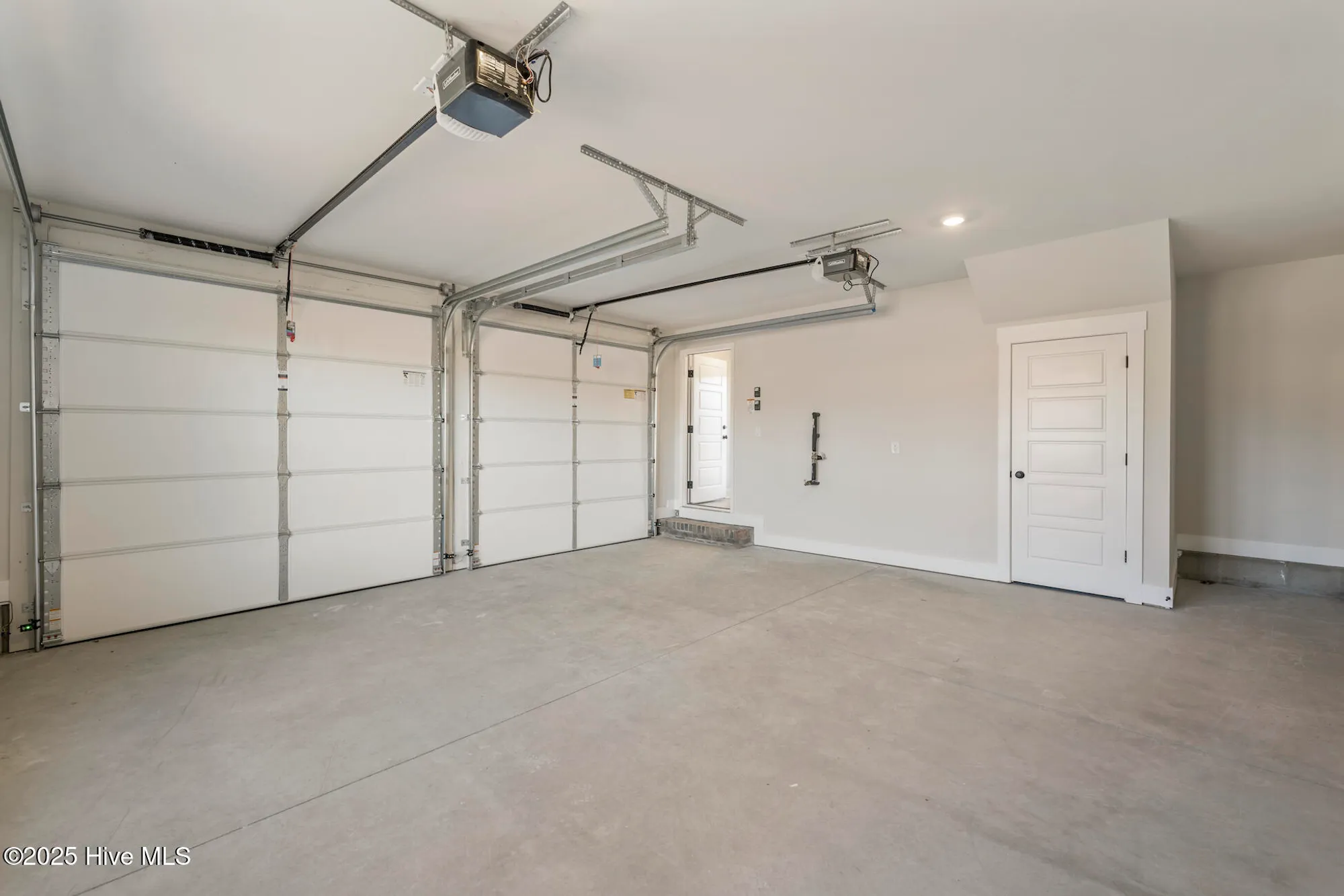 Property Slideshow image 30 of 36 | 115 s middleton dr, Calabash, NC, 28467