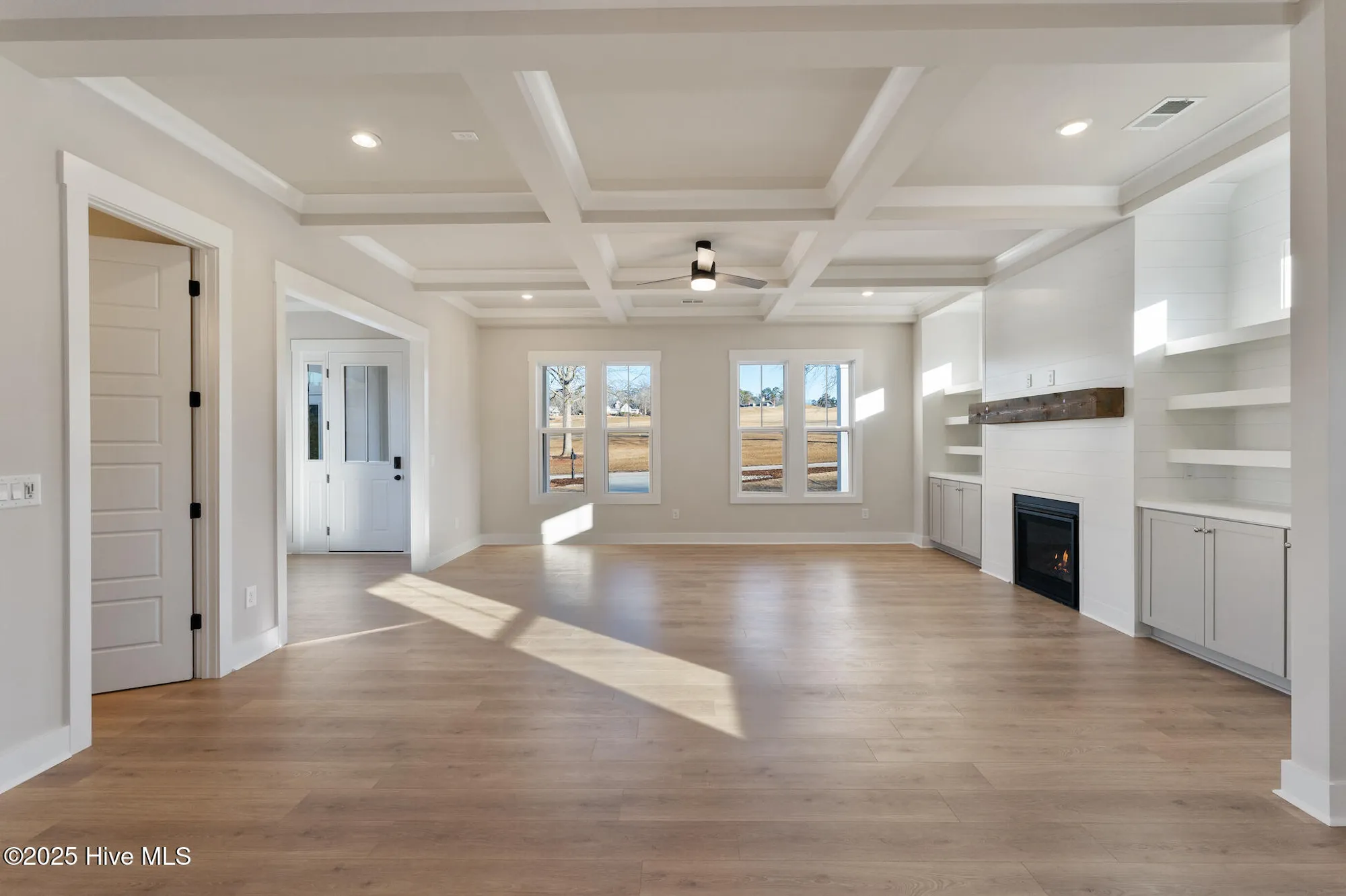 Property Slideshow image 6 of 36 | 115 s middleton dr, Calabash, NC, 28467