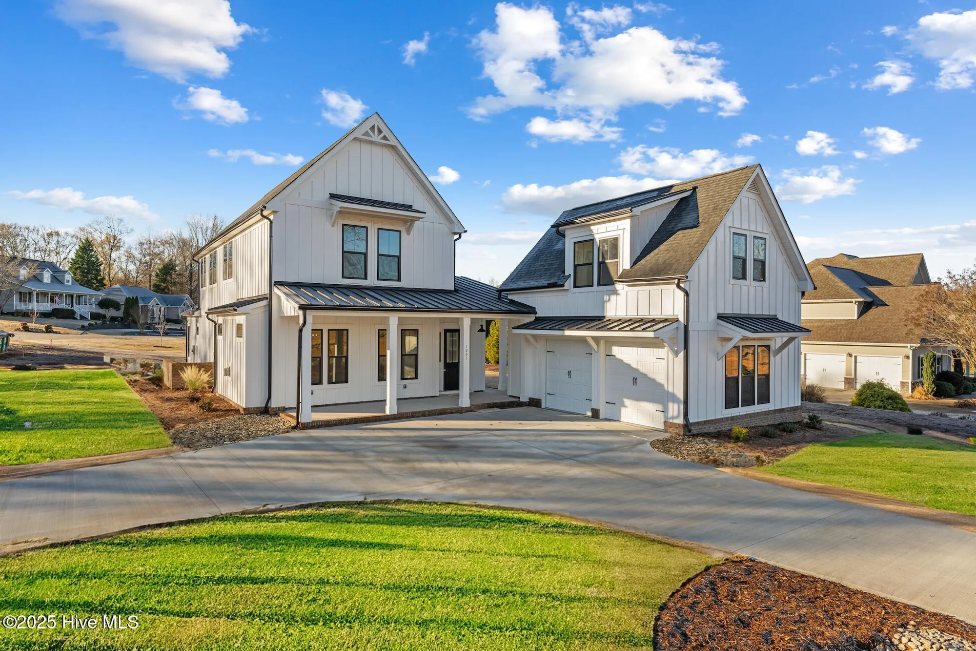 Property Slideshow image 2 of 36 | 115 s middleton dr, Calabash, NC, 28467