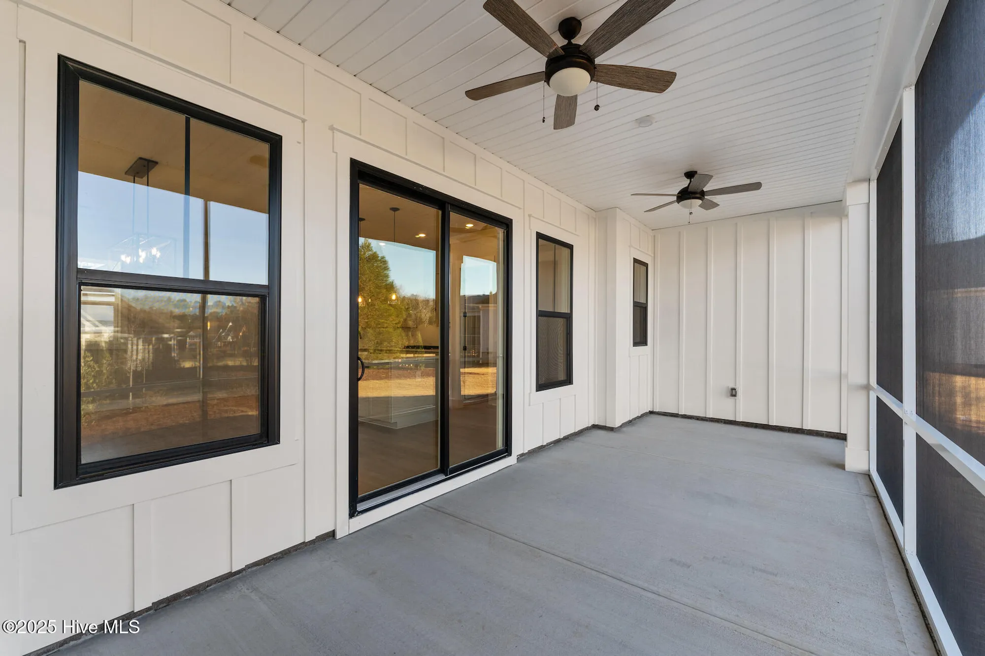 Property Slideshow image 35 of 36 | 115 s middleton dr, Calabash, NC, 28467