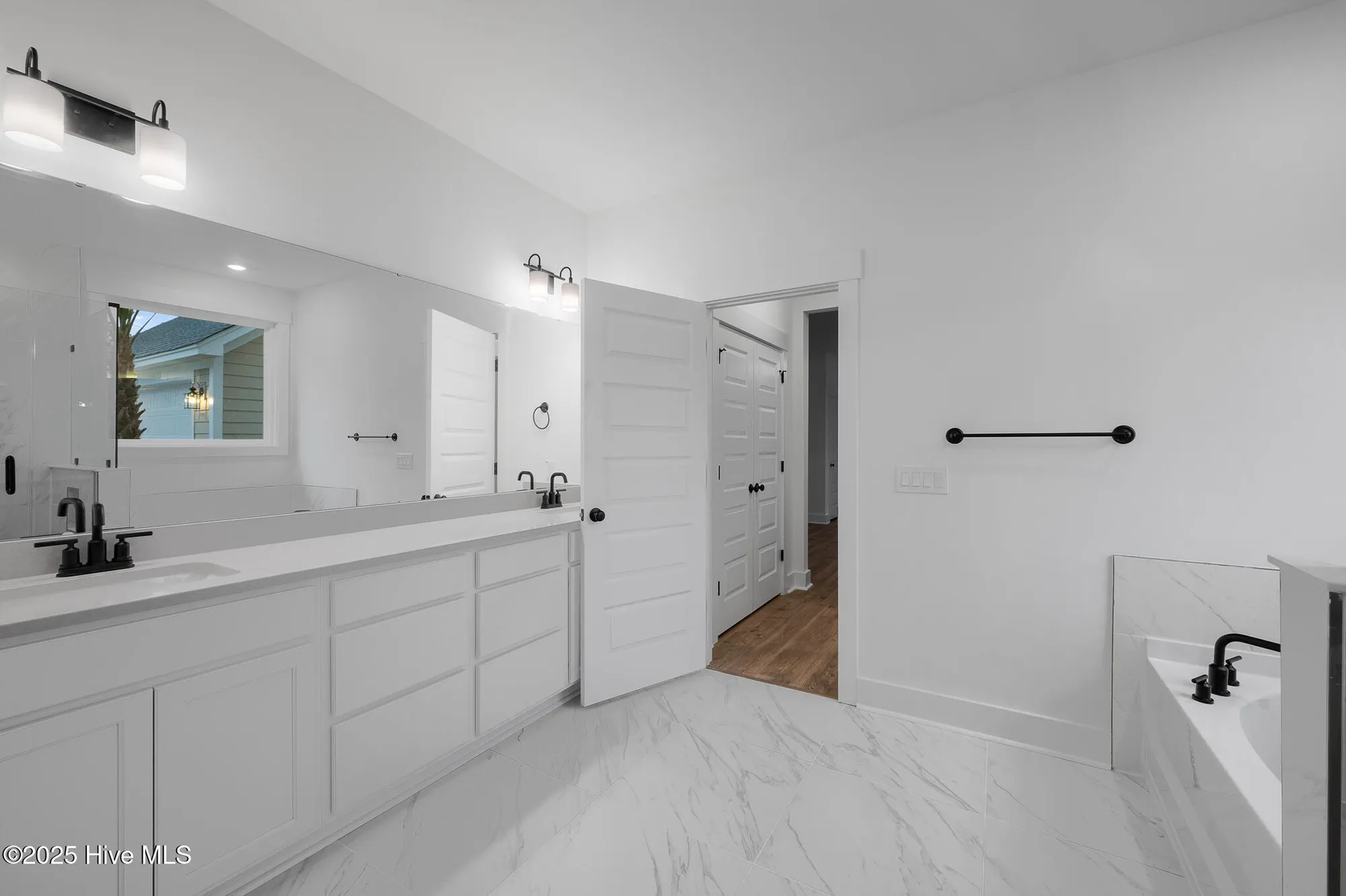 Property Slideshow image 24 of 45 | 1109 treyburn ct, Calabash, NC, 28467