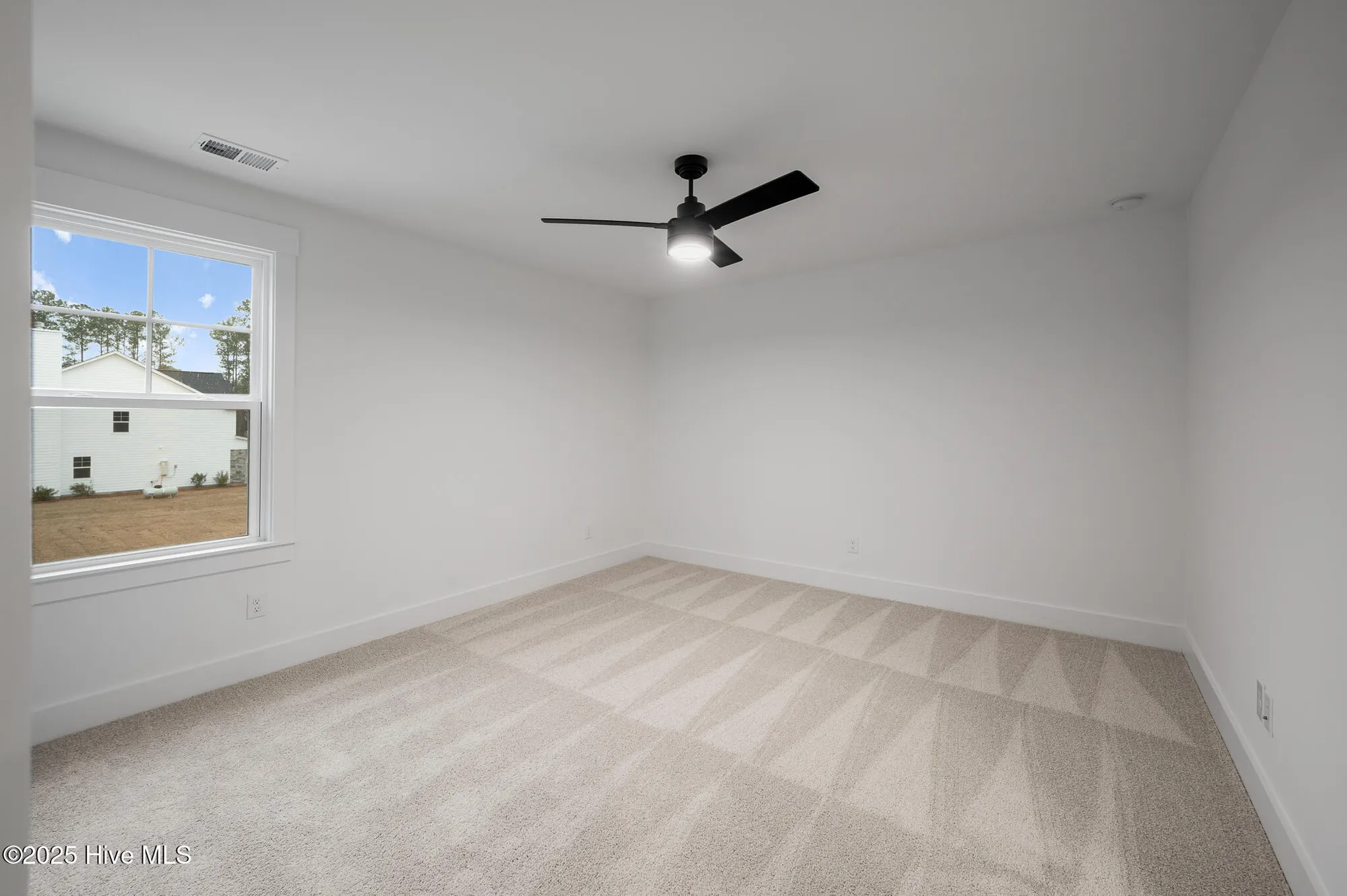 Property Slideshow image 36 of 45 | 1109 treyburn ct, Calabash, NC, 28467