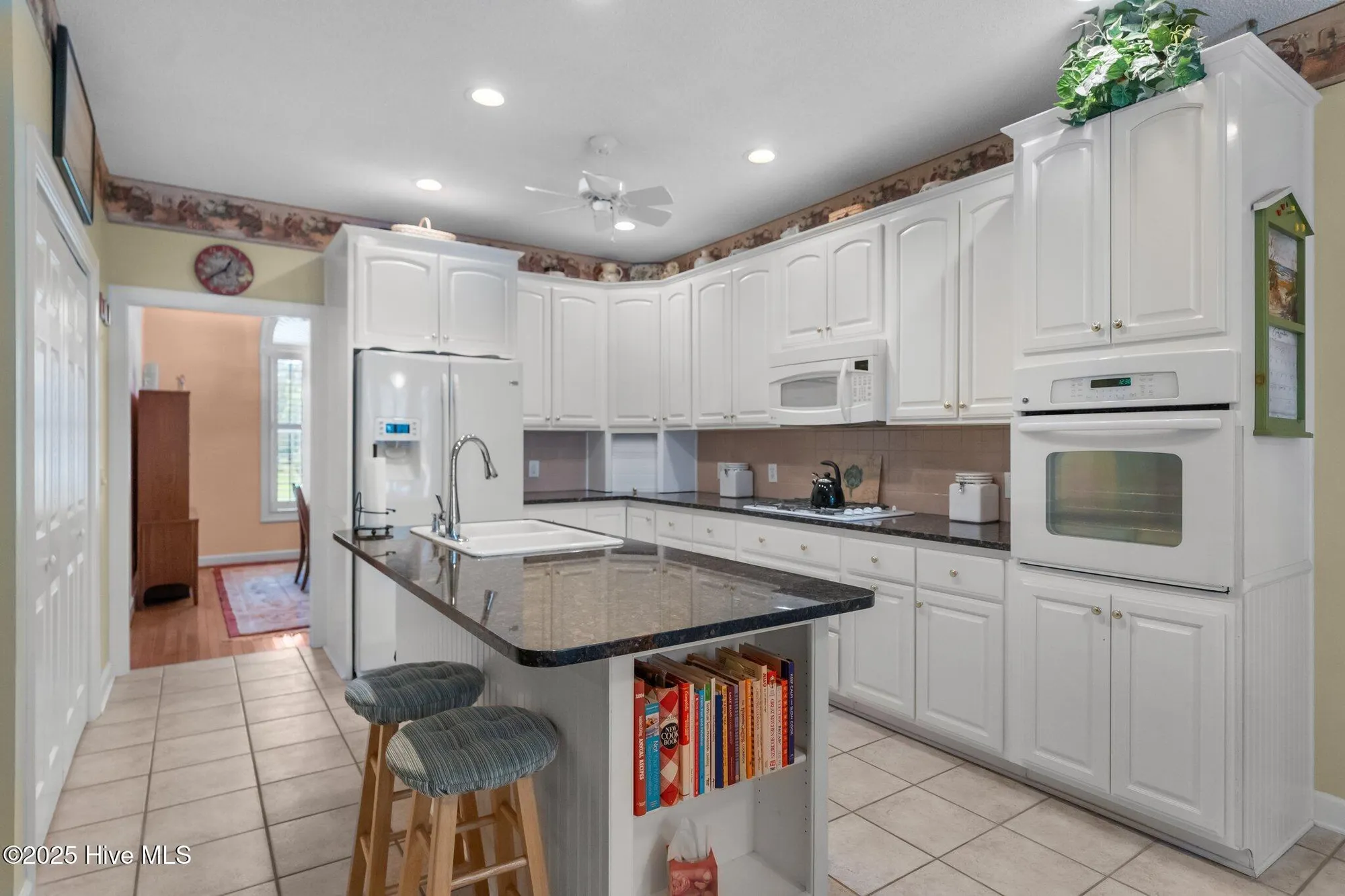 Property Slideshow image 22 of 45 | 722 wild oak ln, Calabash, NC, 28467