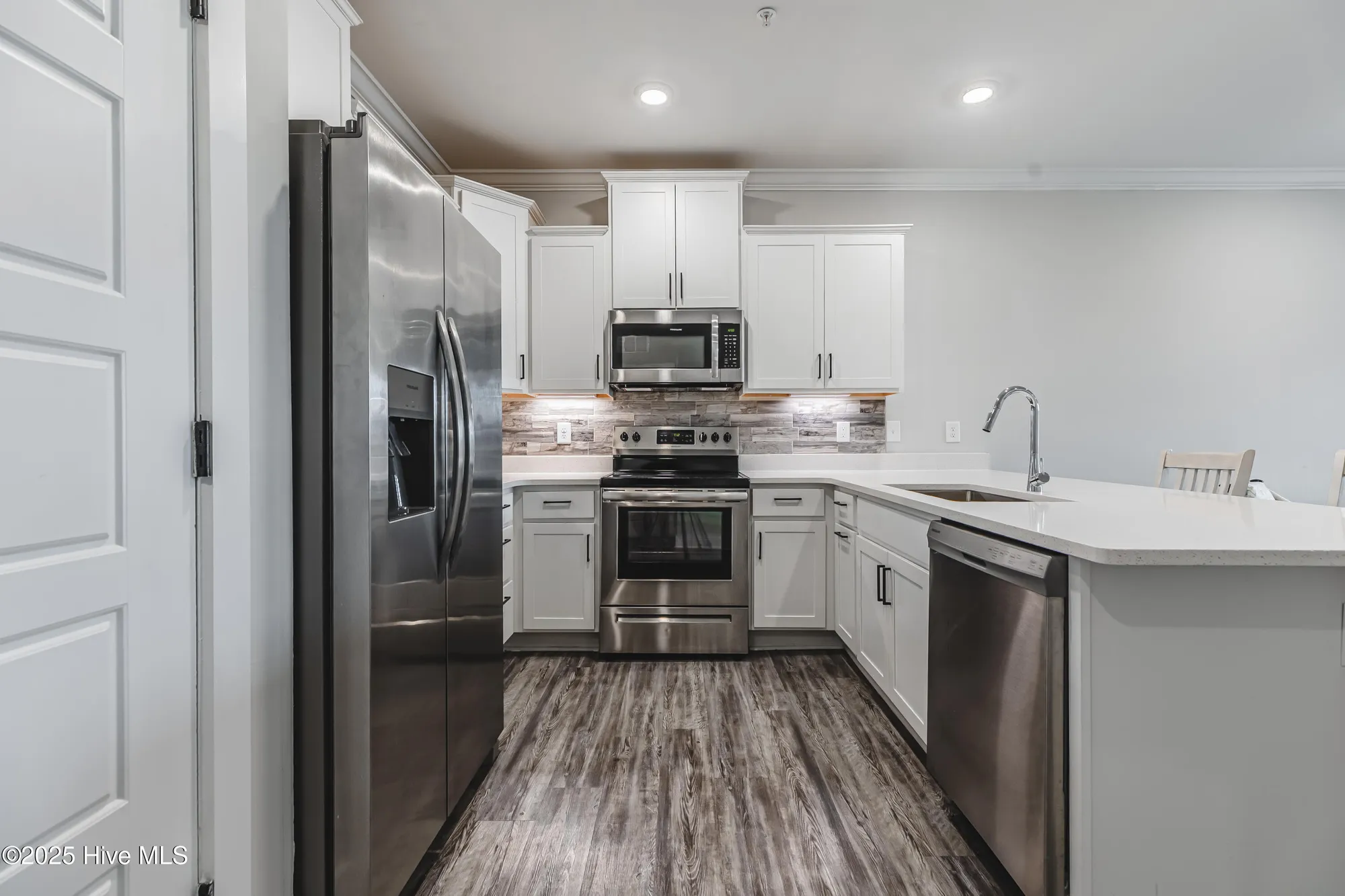 Property Slideshow image 3 of 36 | 395 s crow creek dr 1601, Calabash, NC, 28467