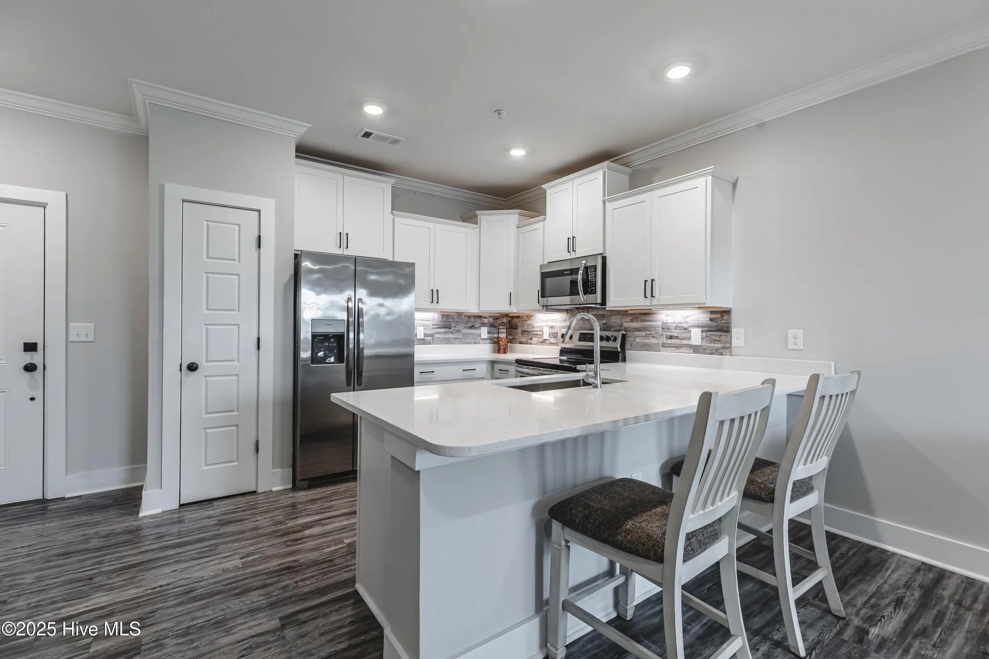 Property Slideshow image 4 of 36 | 395 s crow creek dr 1601, Calabash, NC, 28467