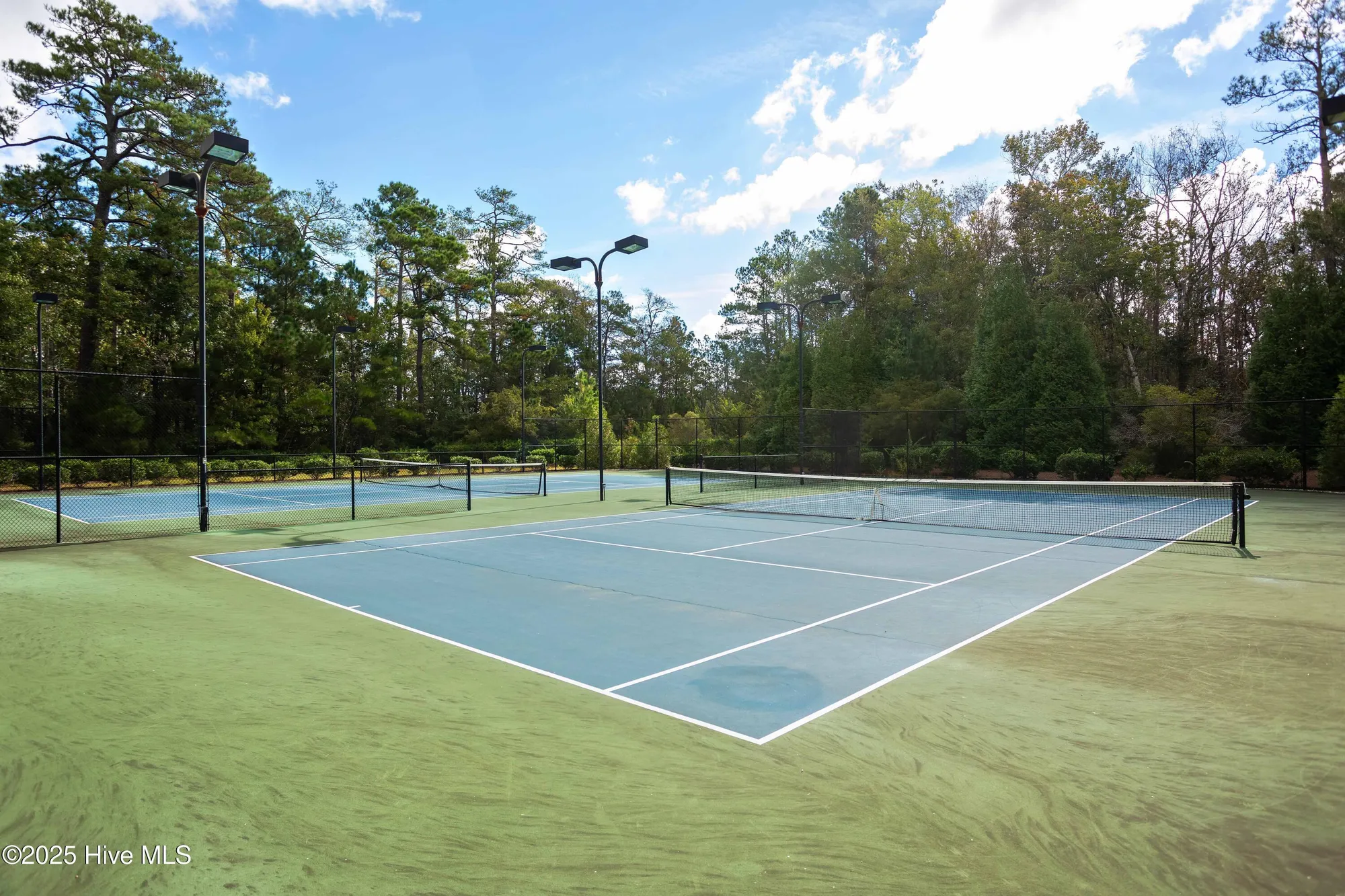 Property Slideshow image 30 of 36 | 395 s crow creek dr 1601, Calabash, NC, 28467