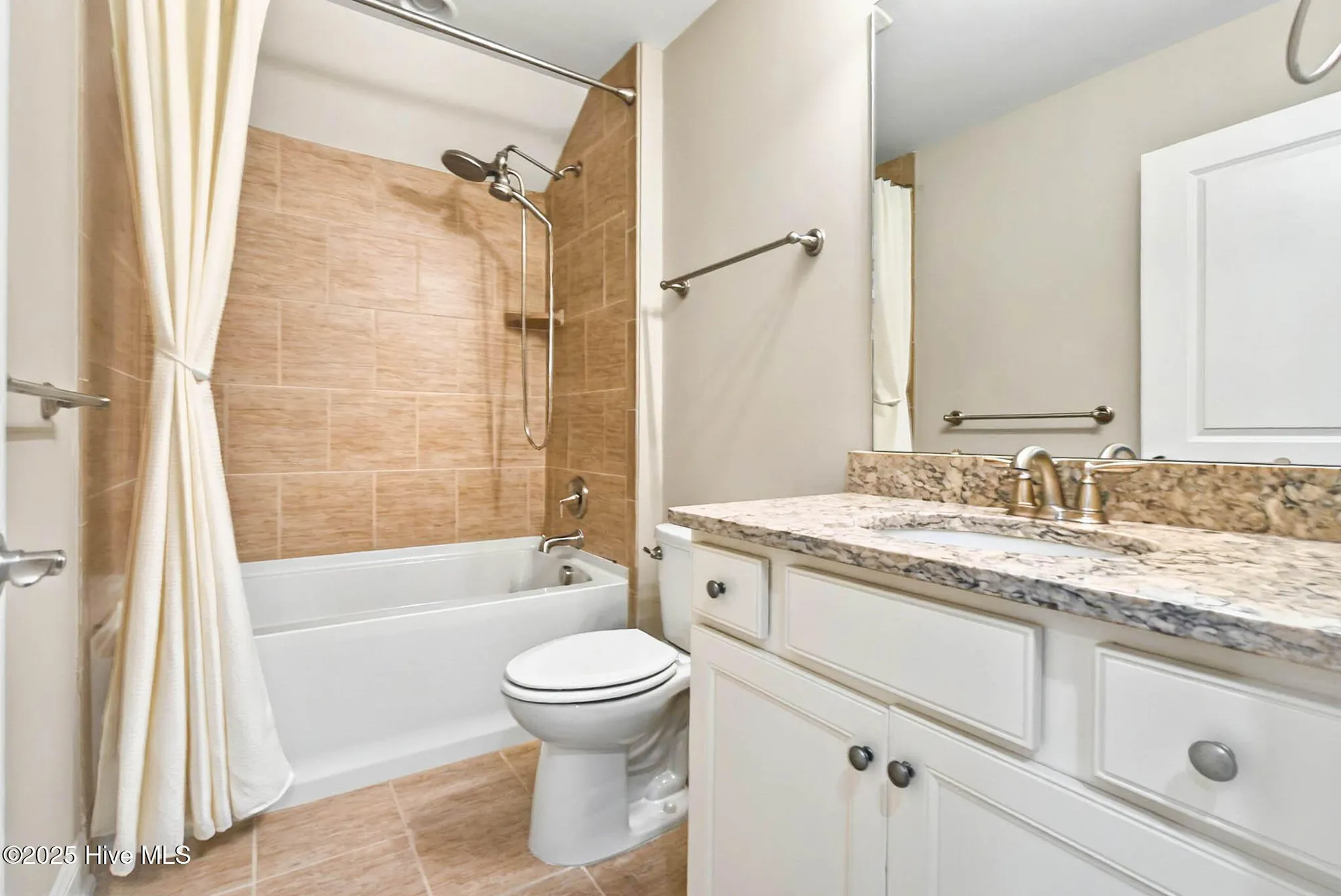 Property Slideshow image 34 of 44 | 3524 laughing gull ter, Wilmington, NC, 28412