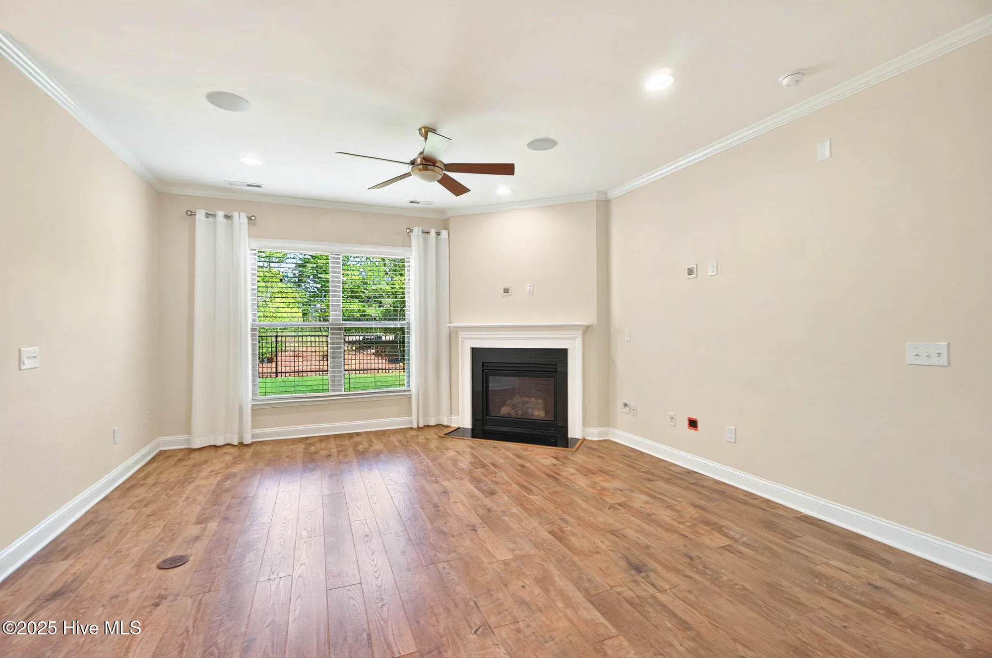 Property Slideshow image 12 of 44 | 3524 laughing gull ter, Wilmington, NC, 28412