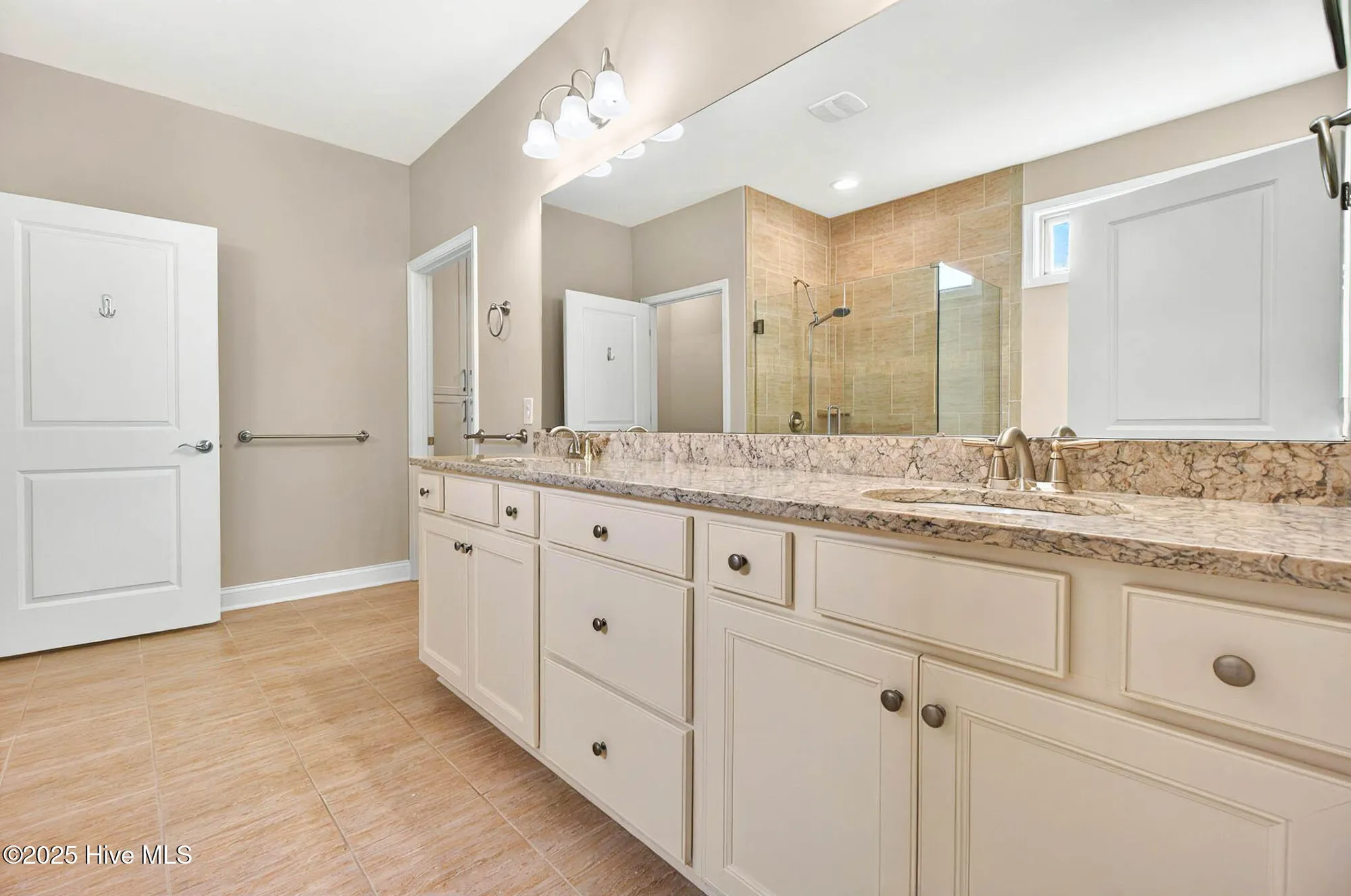 Property Slideshow image 17 of 44 | 3524 laughing gull ter, Wilmington, NC, 28412