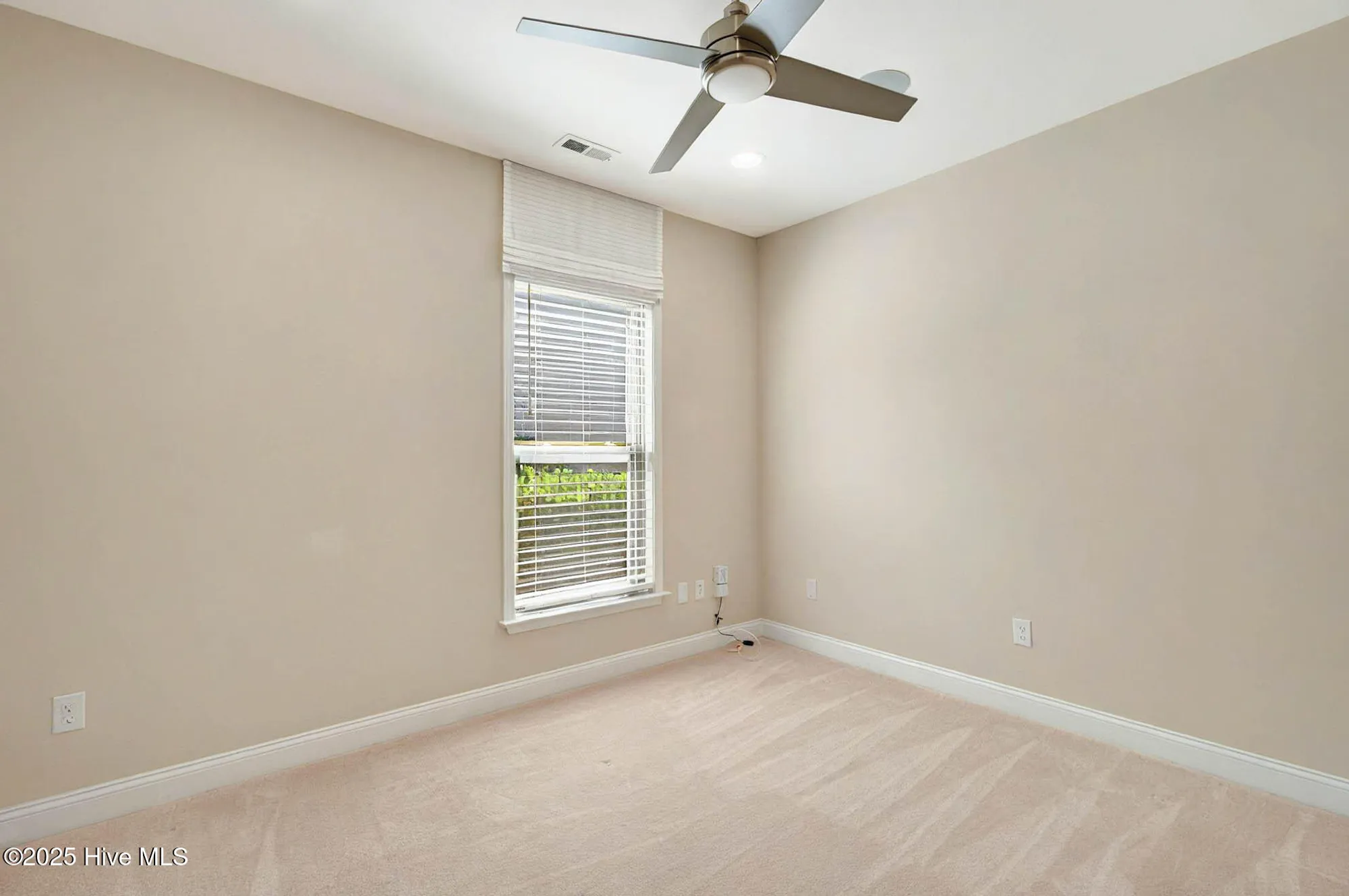 Property Slideshow image 20 of 44 | 3524 laughing gull ter, Wilmington, NC, 28412