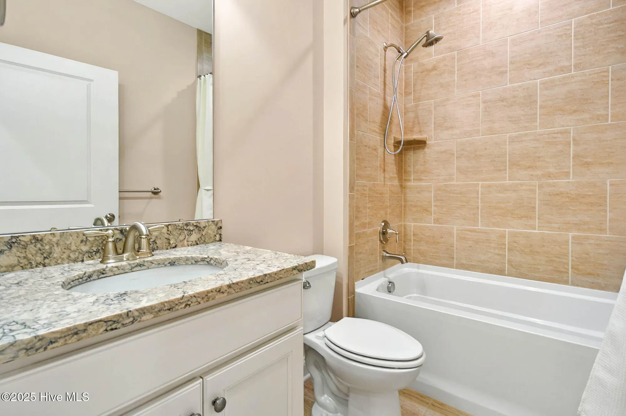 Property Slideshow image 23 of 44 | 3524 laughing gull ter, Wilmington, NC, 28412