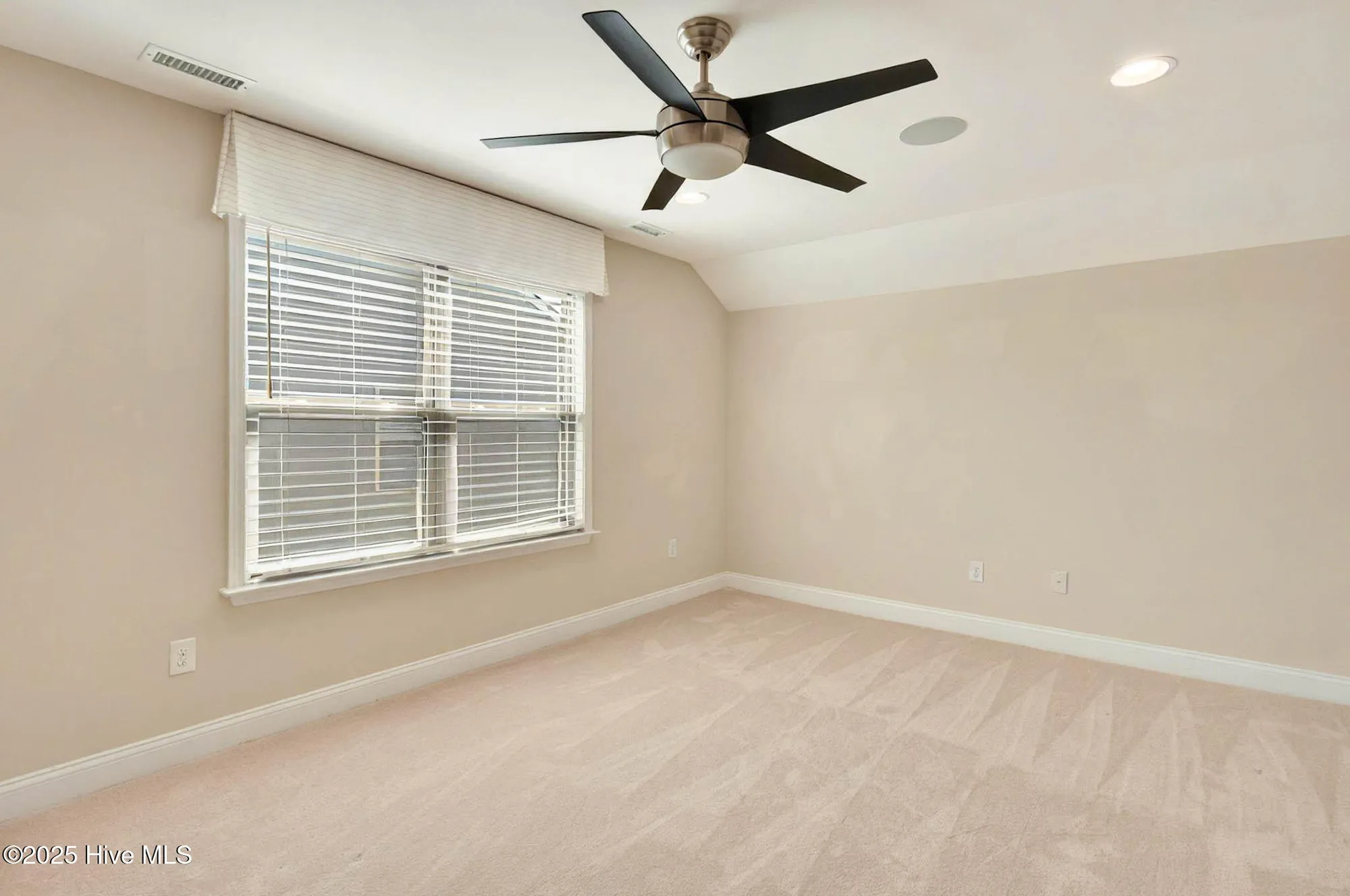Property Slideshow image 26 of 44 | 3524 laughing gull ter, Wilmington, NC, 28412