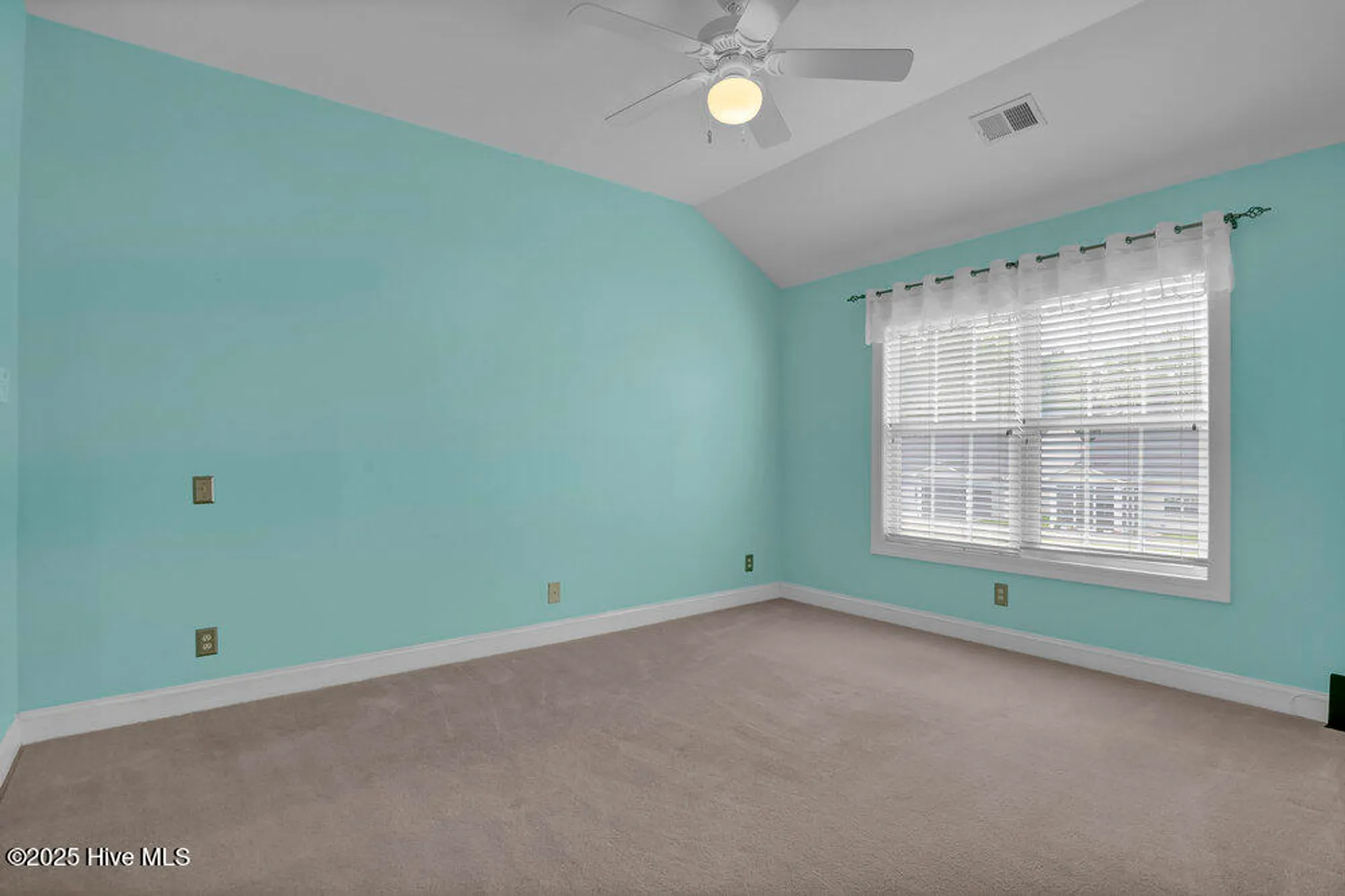 Property Slideshow image 16 of 47 | 8855 radcliff dr 53d, Calabash, NC, 28467