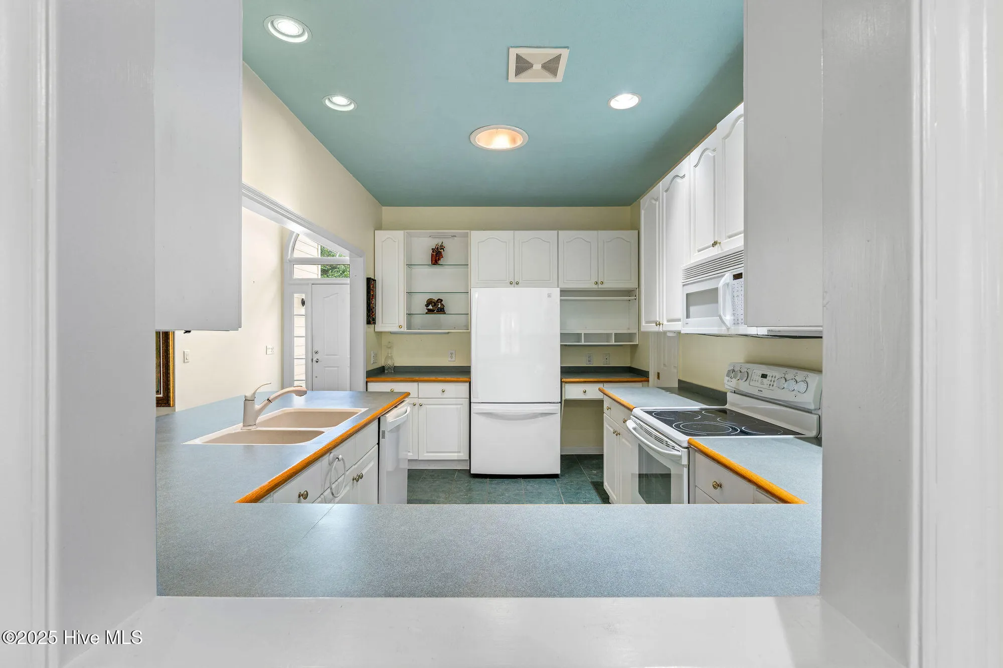 Property Slideshow image 16 of 82 | 3193 wexford way, Southport, NC, 28461