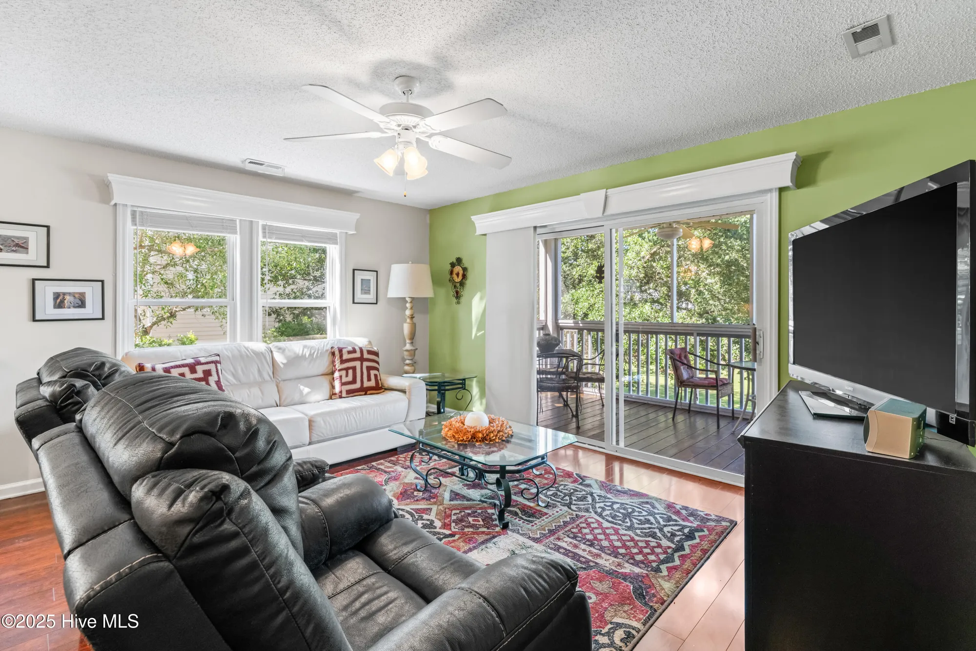 Property Slideshow image 5 of 27 | 3350 club villa dr 1403, Southport, NC, 28461