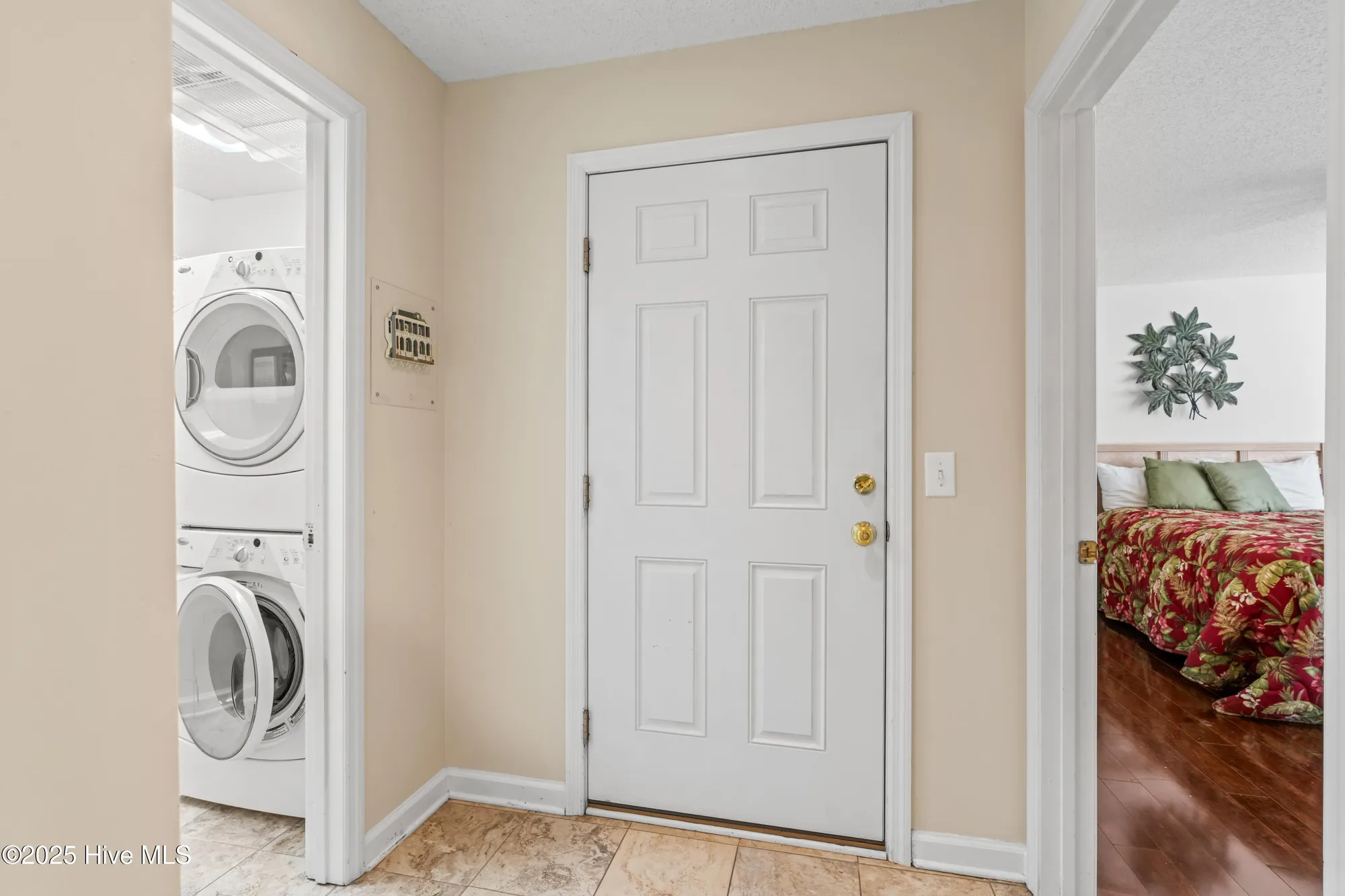 Property Slideshow image 24 of 27 | 3350 club villa dr 1403, Southport, NC, 28461