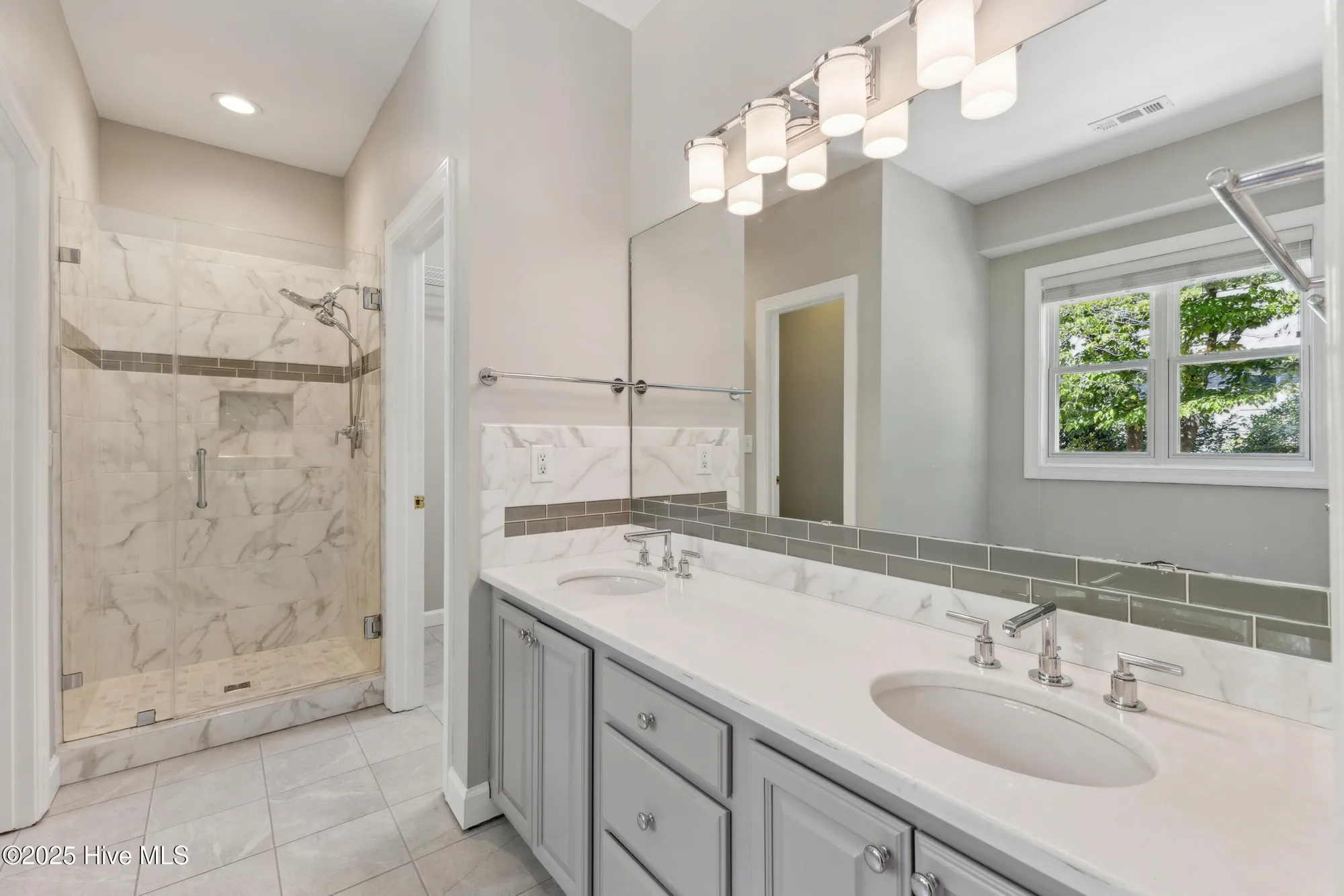 Property Slideshow image 17 of 39 | 8807 sawmill creek ln, Wilmington, NC, 28411