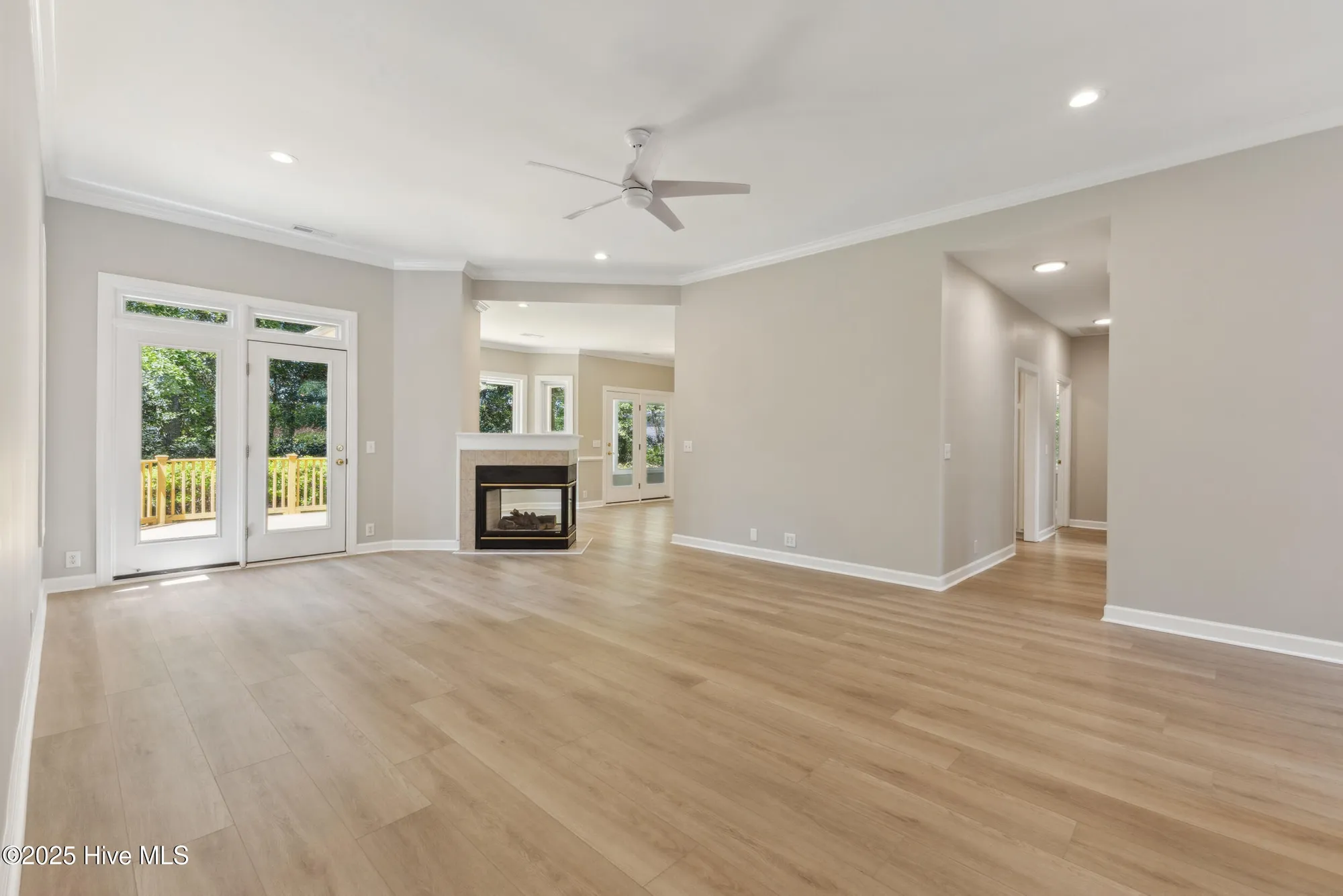 Property Slideshow image 7 of 39 | 8807 sawmill creek ln, Wilmington, NC, 28411