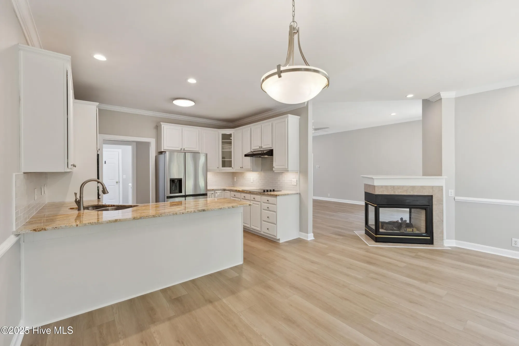 Property Slideshow image 10 of 39 | 8807 sawmill creek ln, Wilmington, NC, 28411