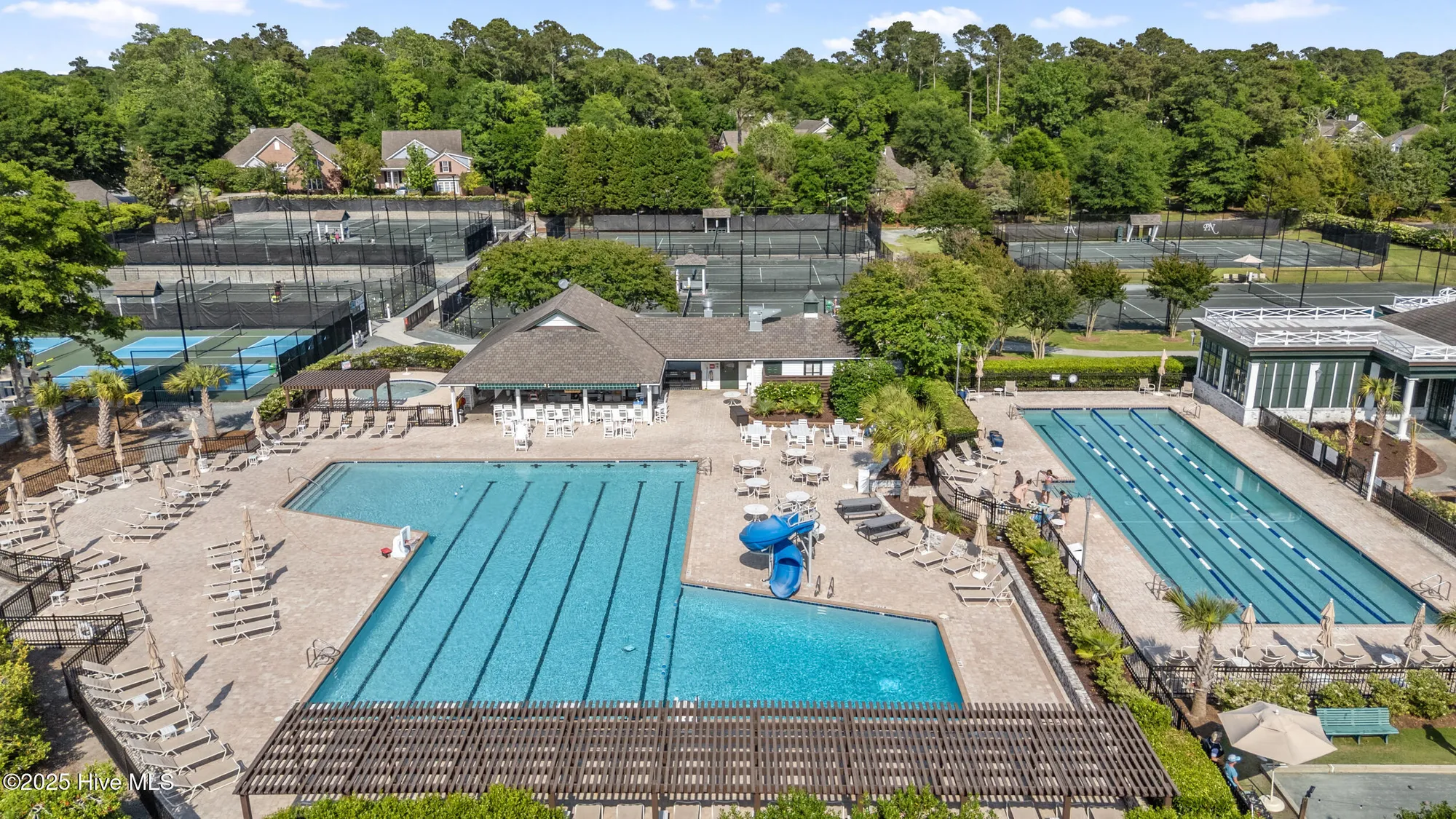 Property Slideshow image 32 of 39 | 8807 sawmill creek ln, Wilmington, NC, 28411