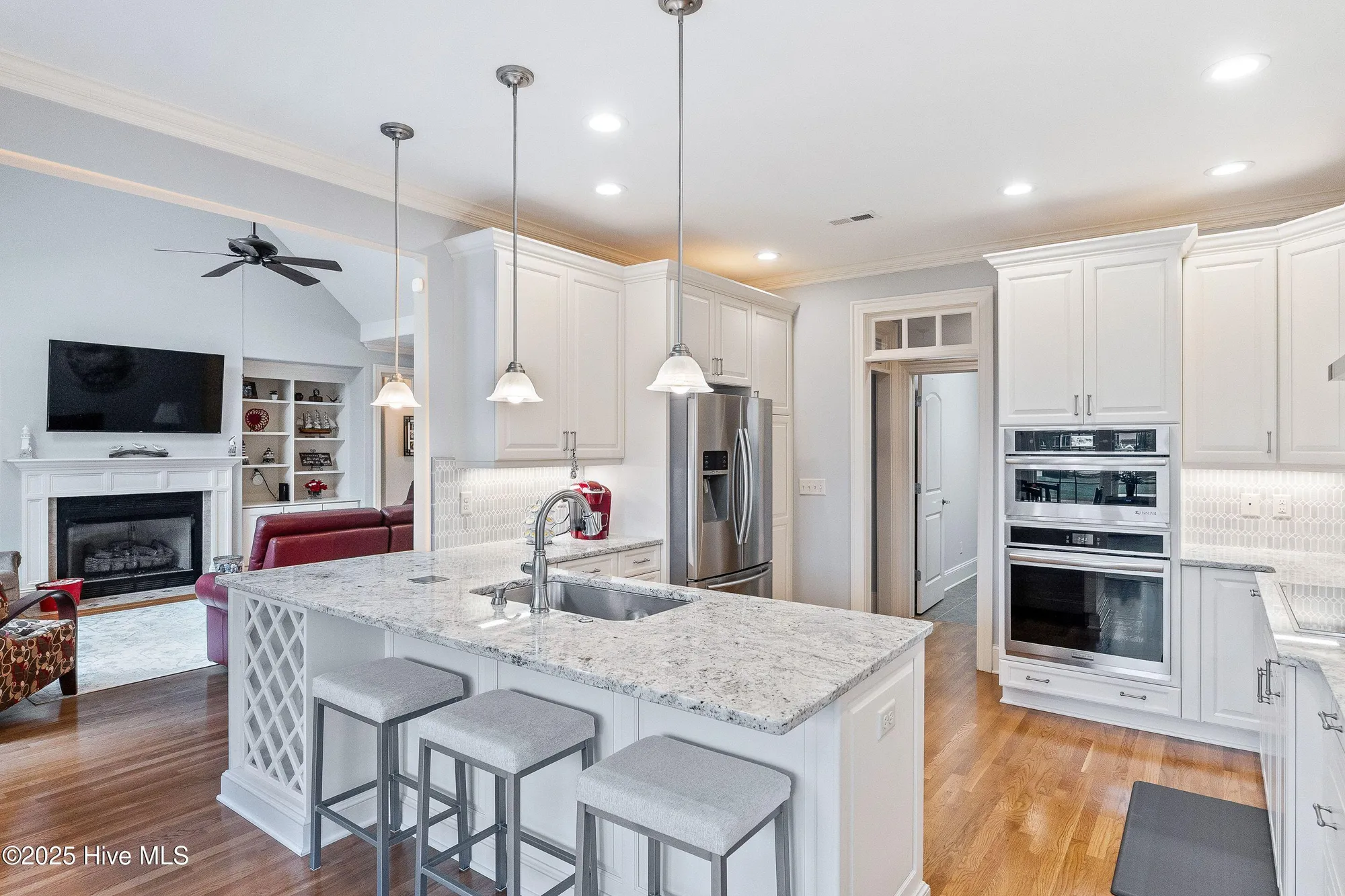 Property Slideshow image 10 of 36 | 3059 irwin dr, Southport, NC, 28461