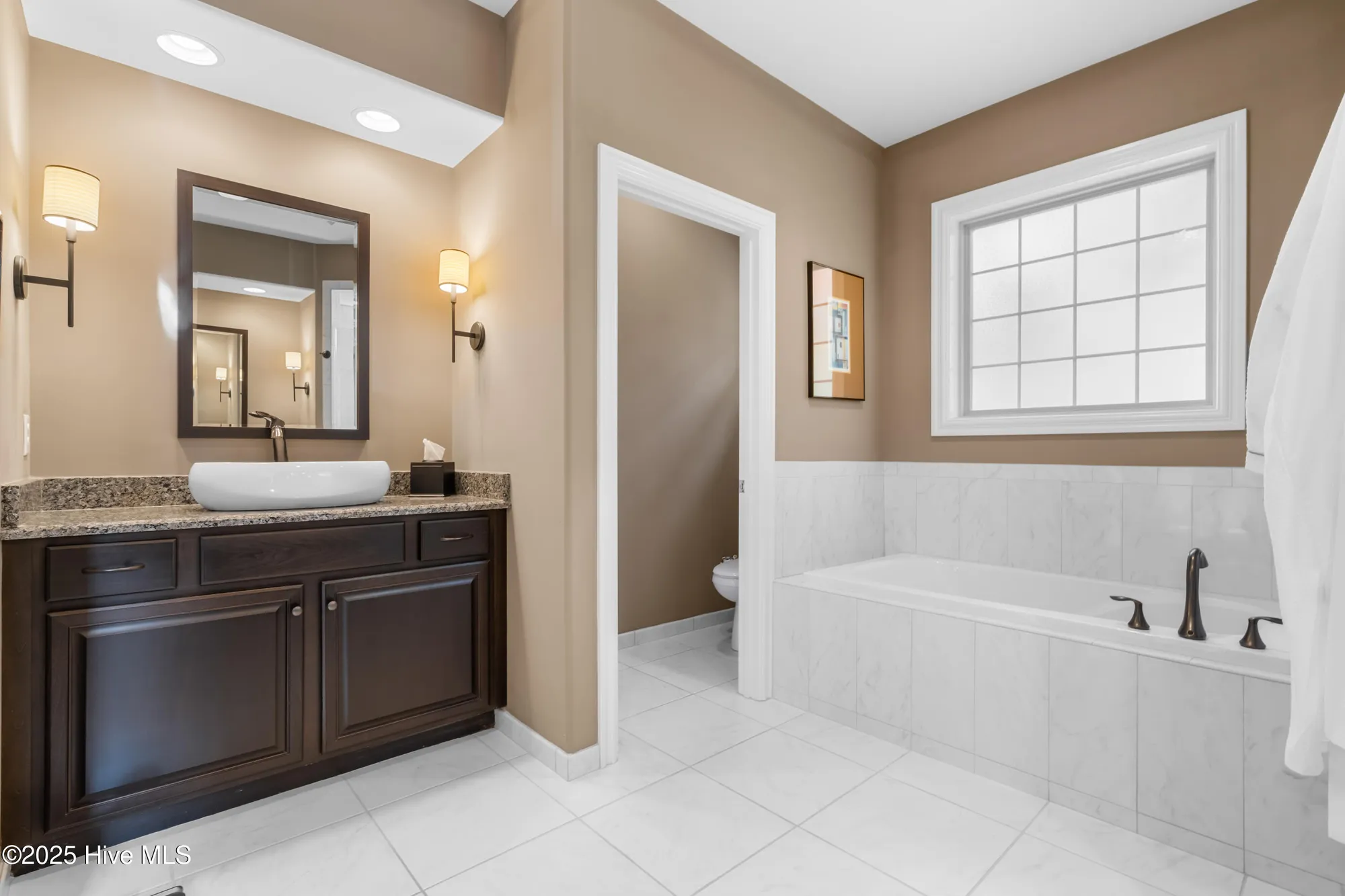Property Slideshow image 20 of 51 | 310 white swan ct, Wilmington, NC, 28412