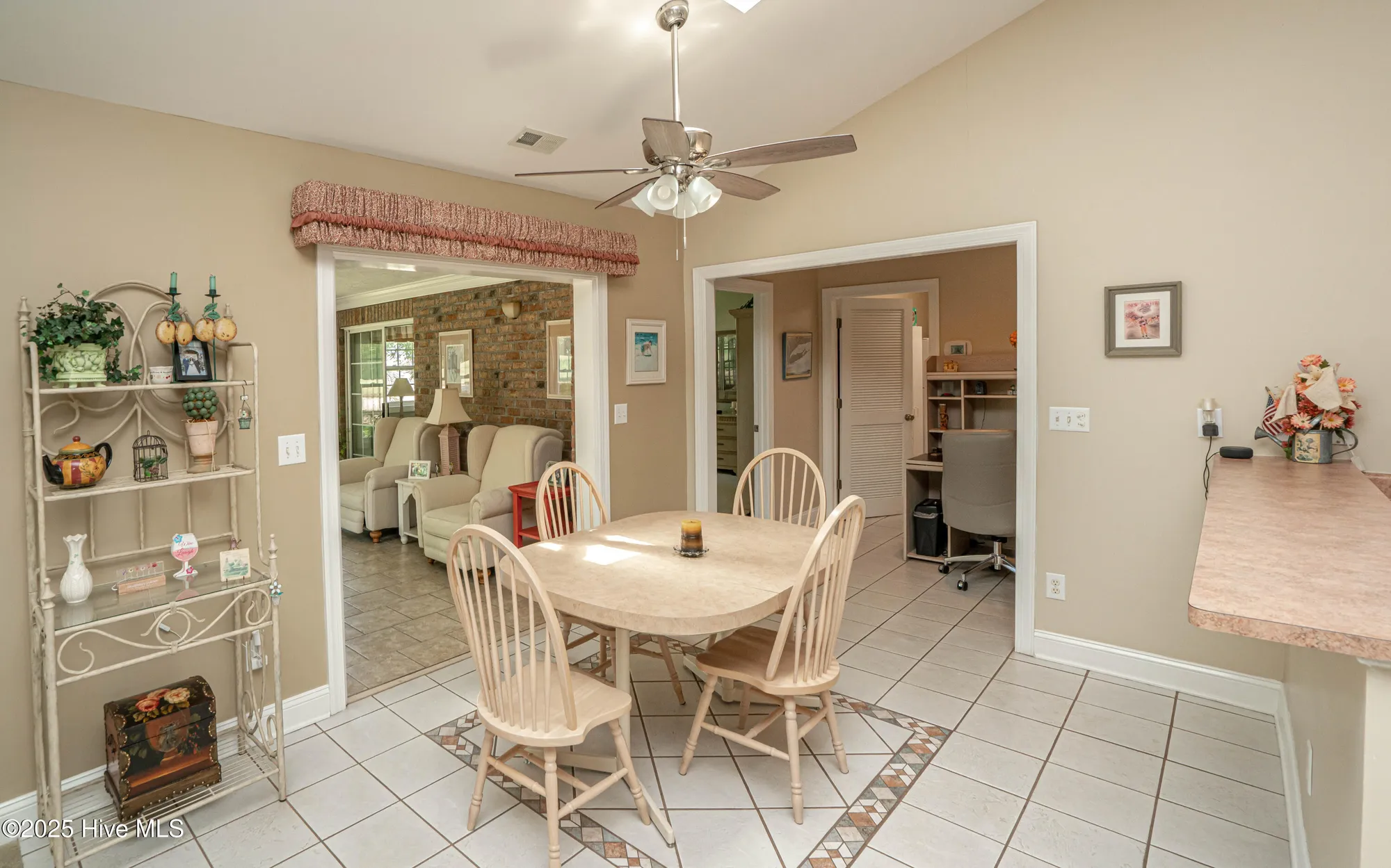 Property Slideshow image 15 of 51 | 522 glenburnie st, Calabash, NC, 28467
