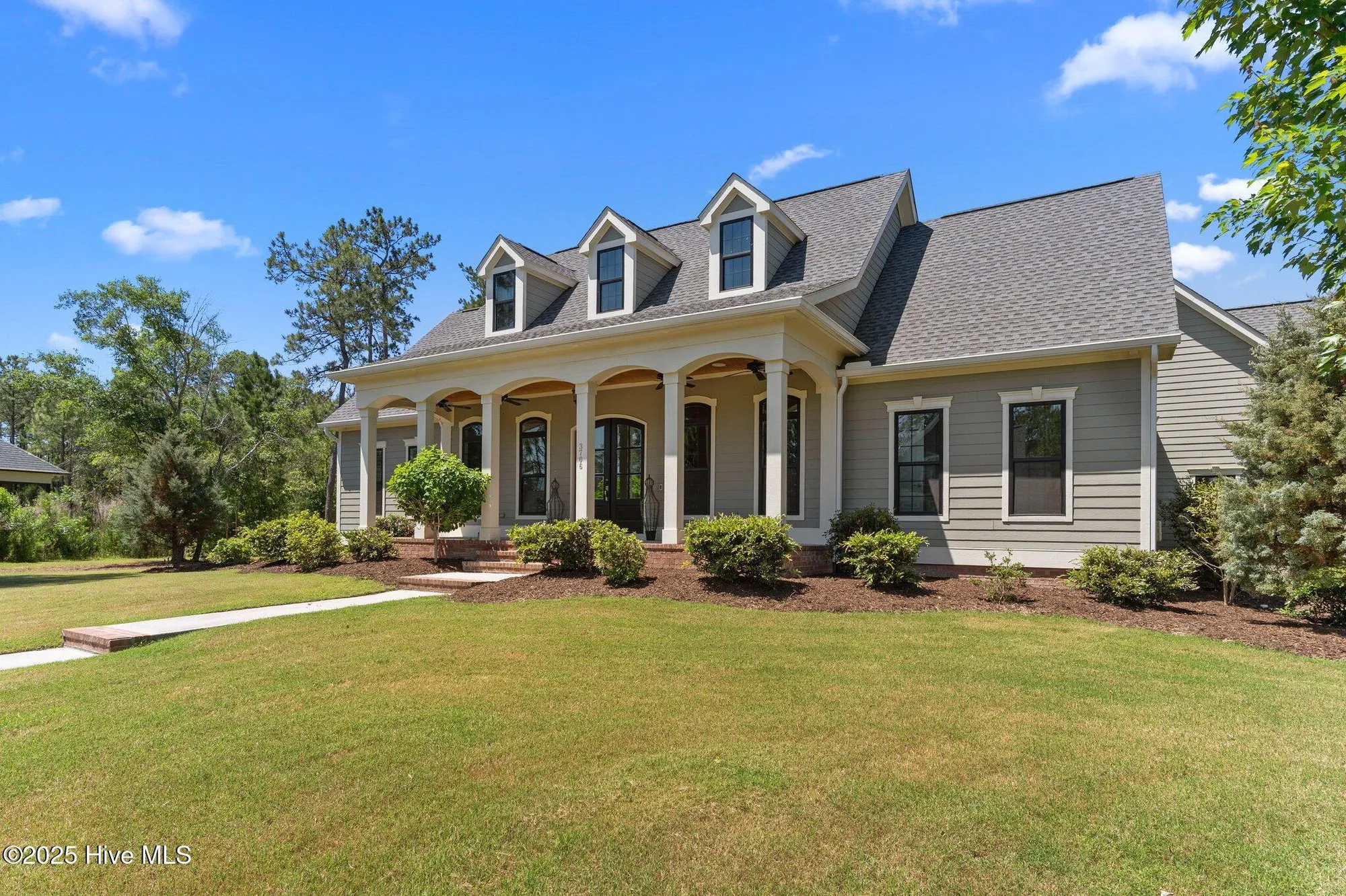Property Slideshow image 4 of 87 | 3706 friendly orange ct, Leland, NC, 28451