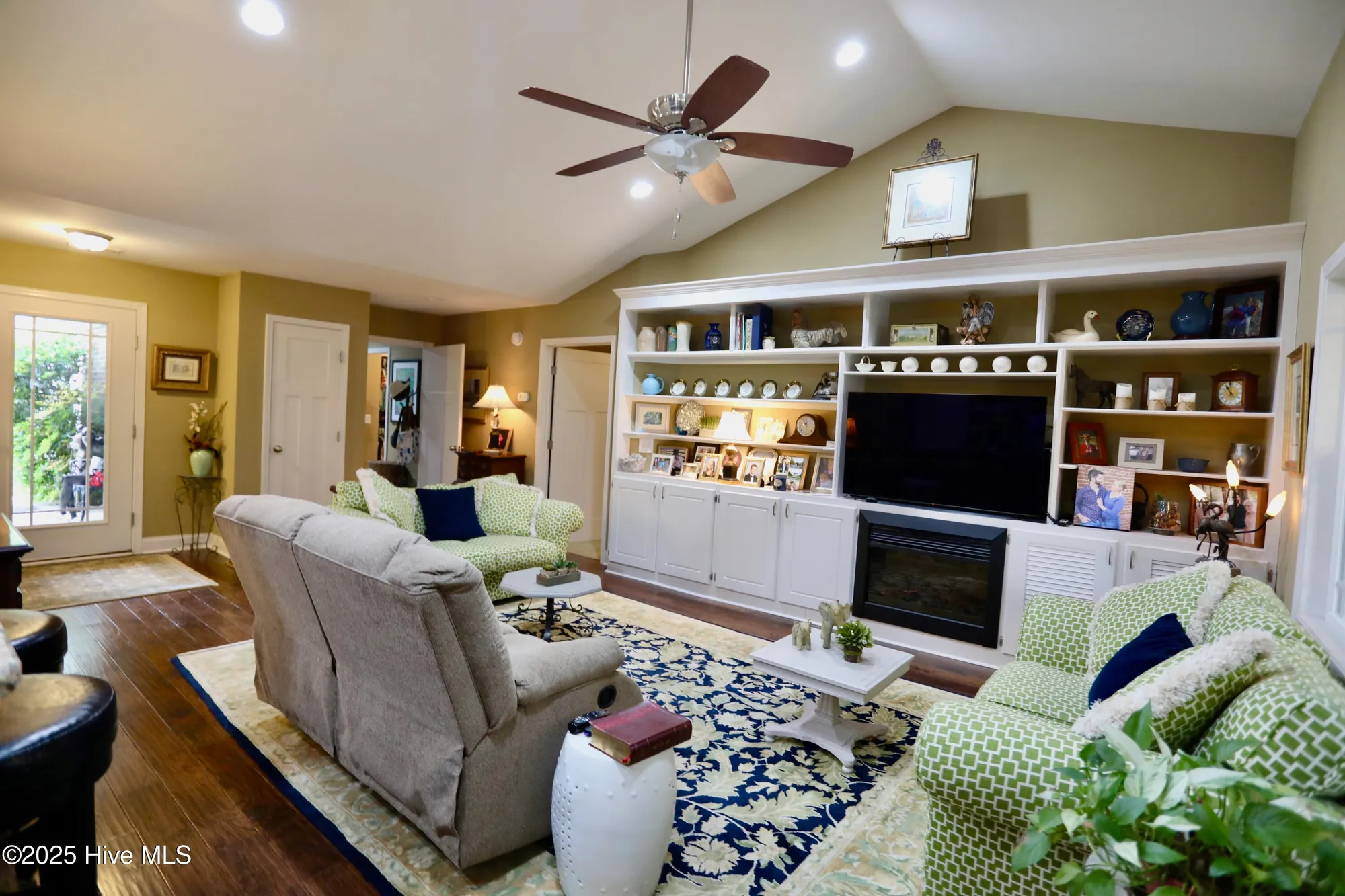 Property Slideshow image 9 of 48 | 275 pinehurst trace dr, Pinehurst, NC, 28374