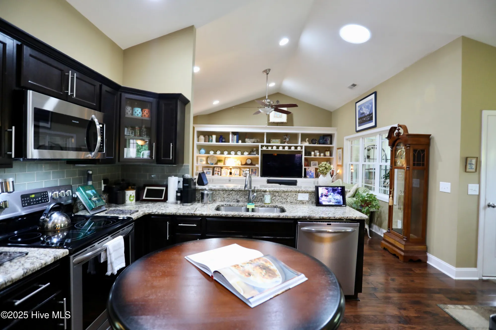 Property Slideshow image 15 of 48 | 275 pinehurst trace dr, Pinehurst, NC, 28374