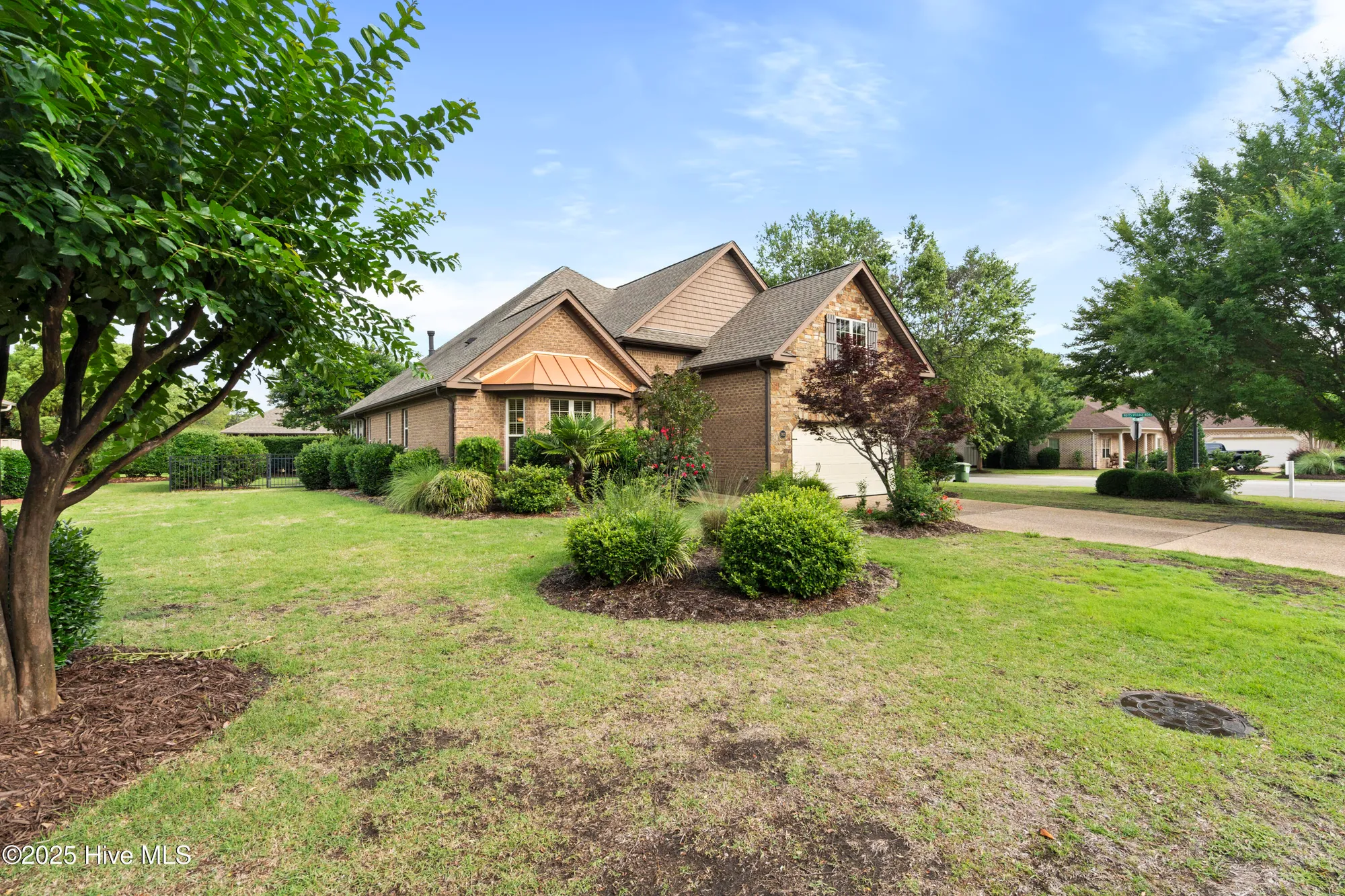 Property Slideshow image 2 of 60 | 5923 motts village rd, Wilmington, NC, 28412